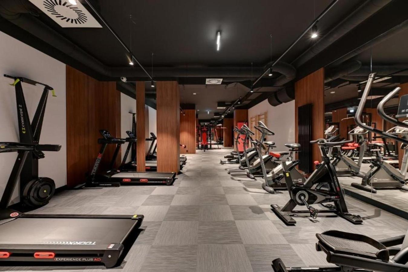 Nadmotławie Estate Gym, Sauna & Parking by Downtown Apartments