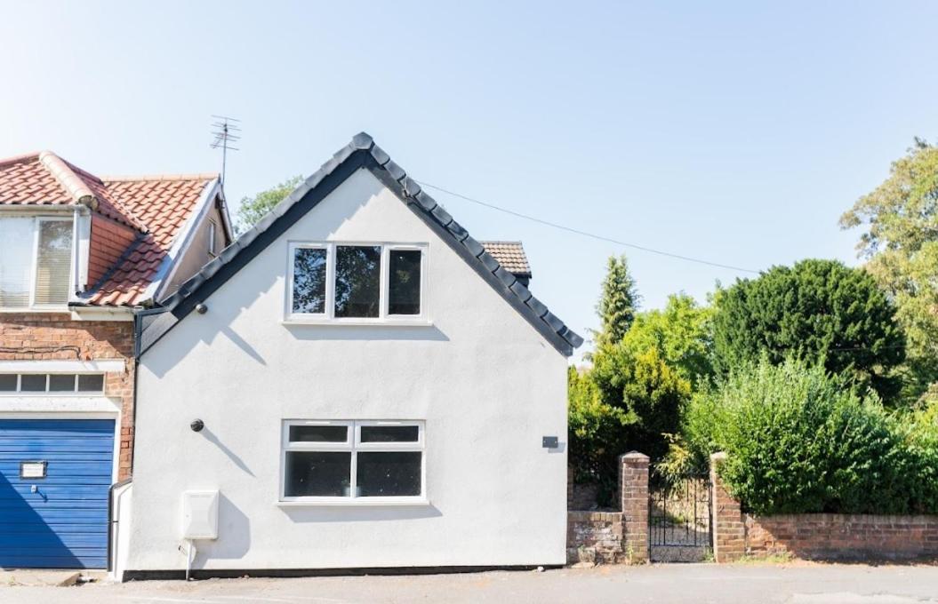 Elms Cottage