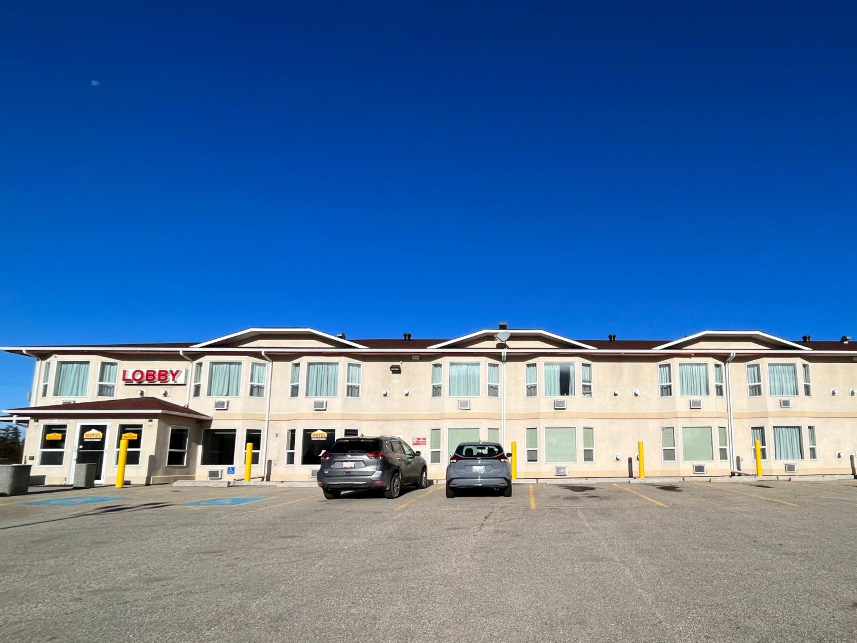 Western Budget Motel #3 Whitecourt view 3