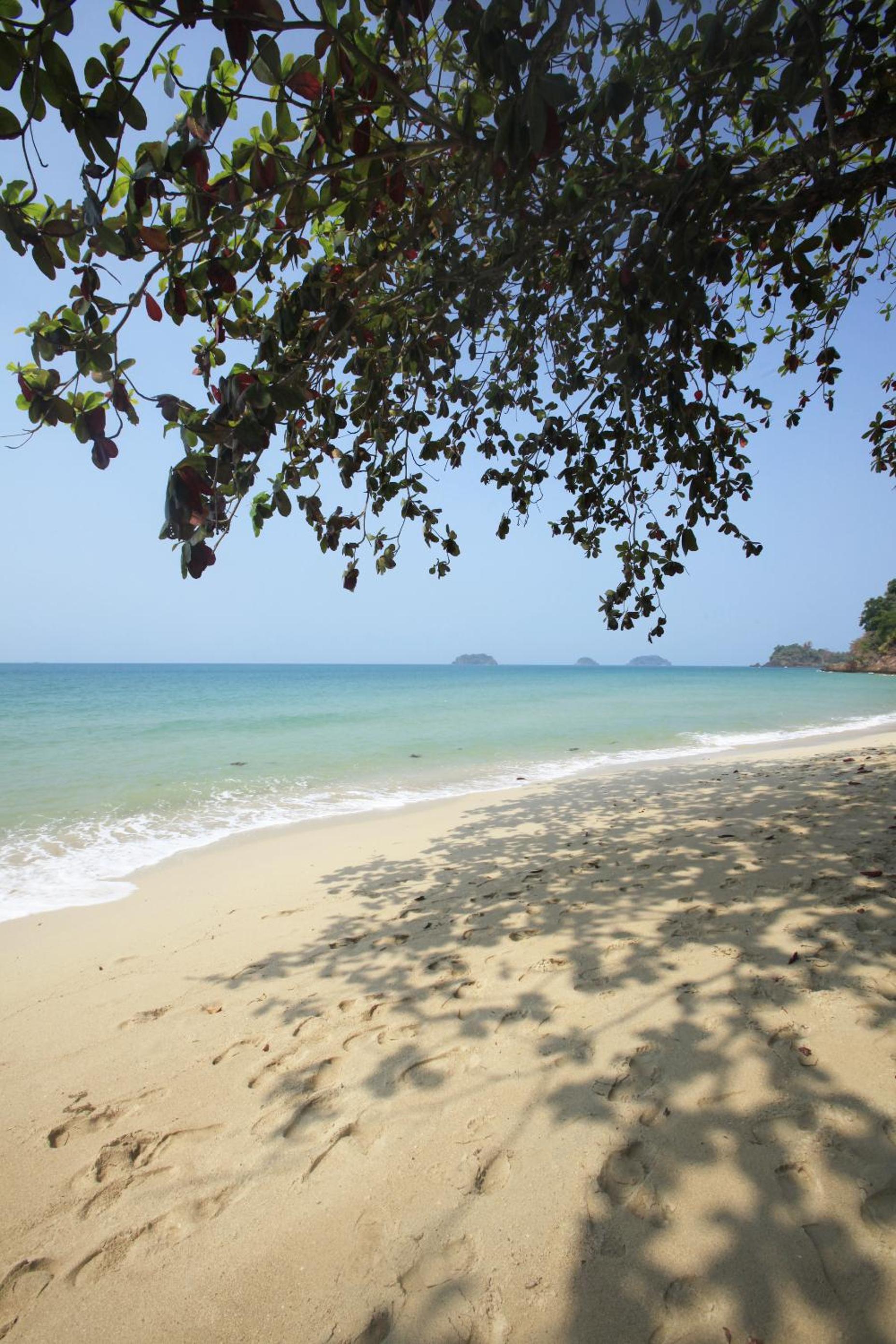 Siam Beach Resort