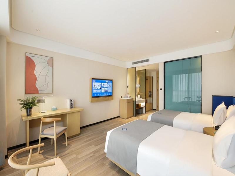 LanOu Hotel Taikoo Li Night Market Kuqa City