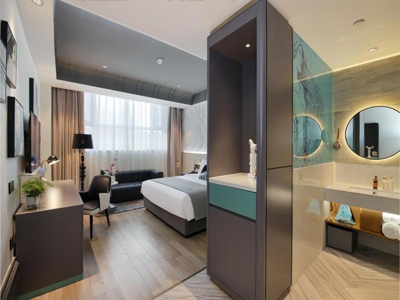 LanOu Hotel Taikoo Li Night Market Kuqa City
