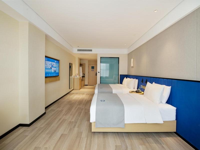 LanOu Hotel Taikoo Li Night Market Kuqa City