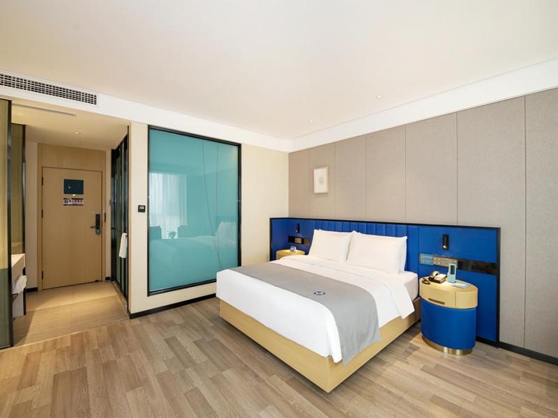 LanOu Hotel Taikoo Li Night Market Kuqa City