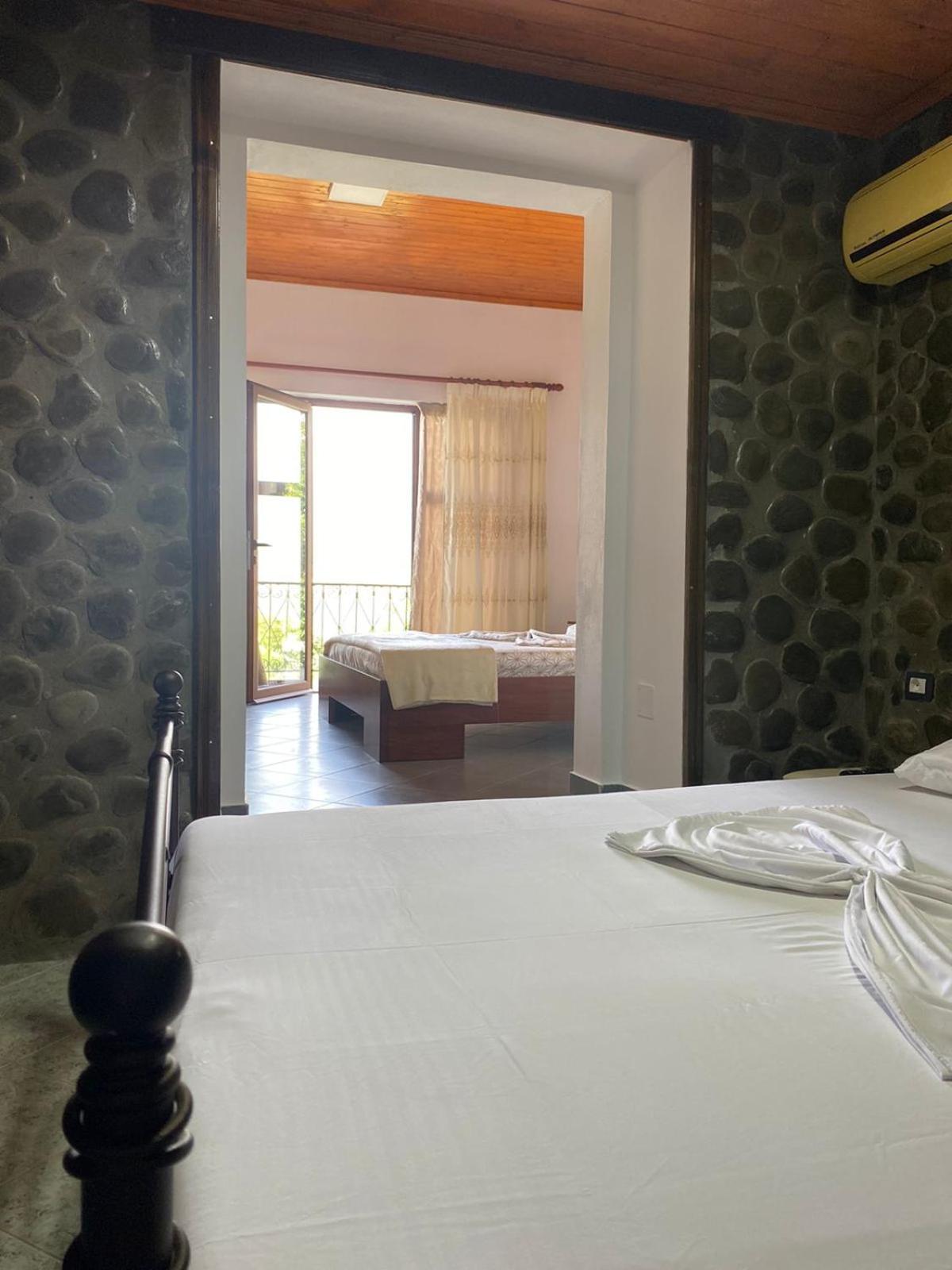 Bixhaku GuestHouse