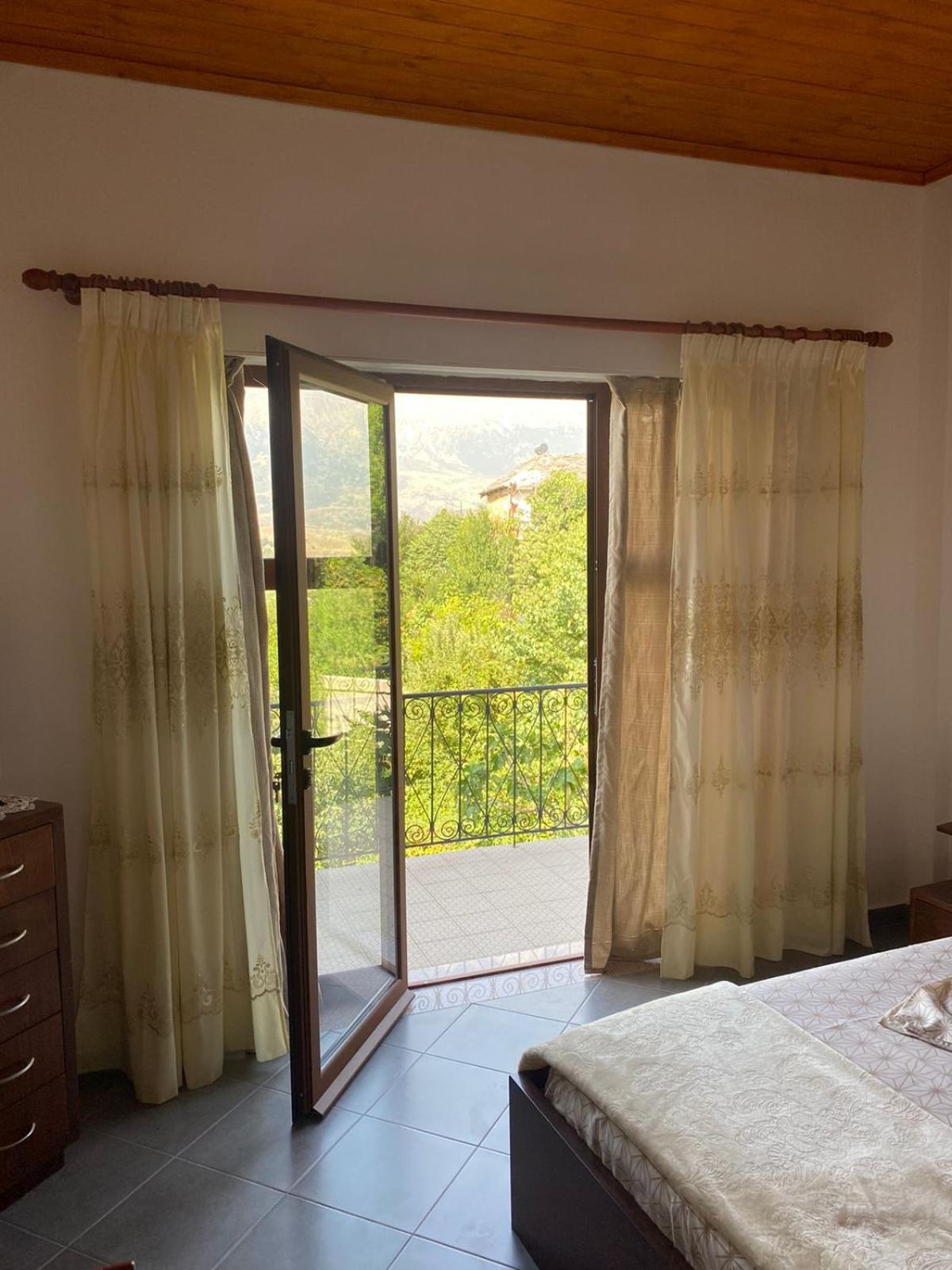 Bixhaku GuestHouse