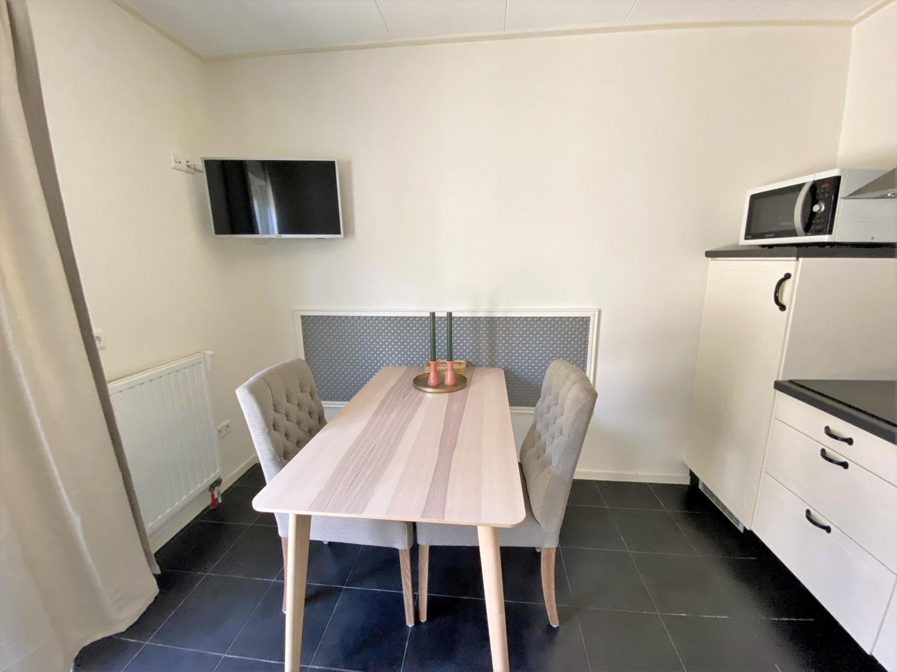 DJP76 mooi gelijkvloers appartement met terras view 3