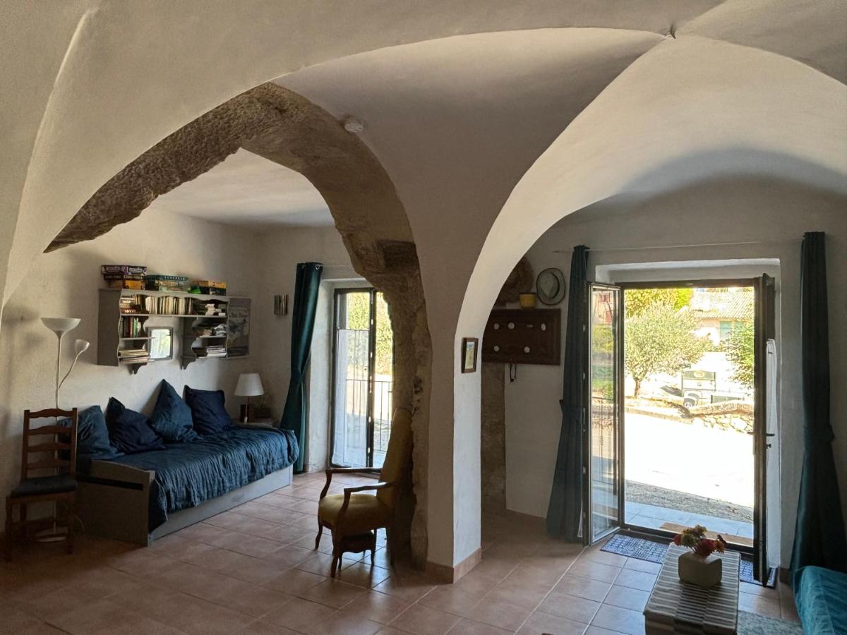 Luberon maison de village entière 2 à 6 personnes view 2