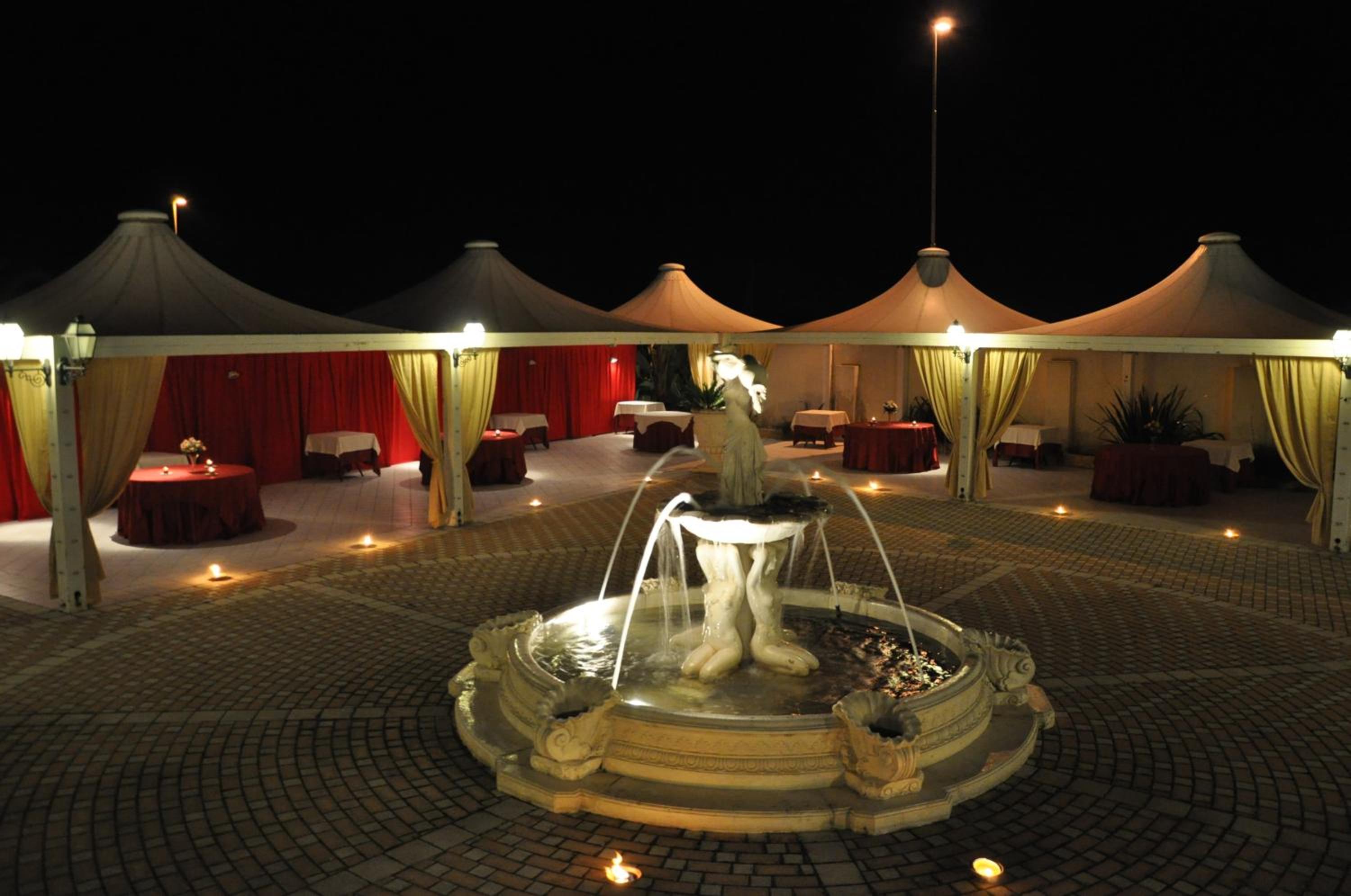 meeting & event spaces
