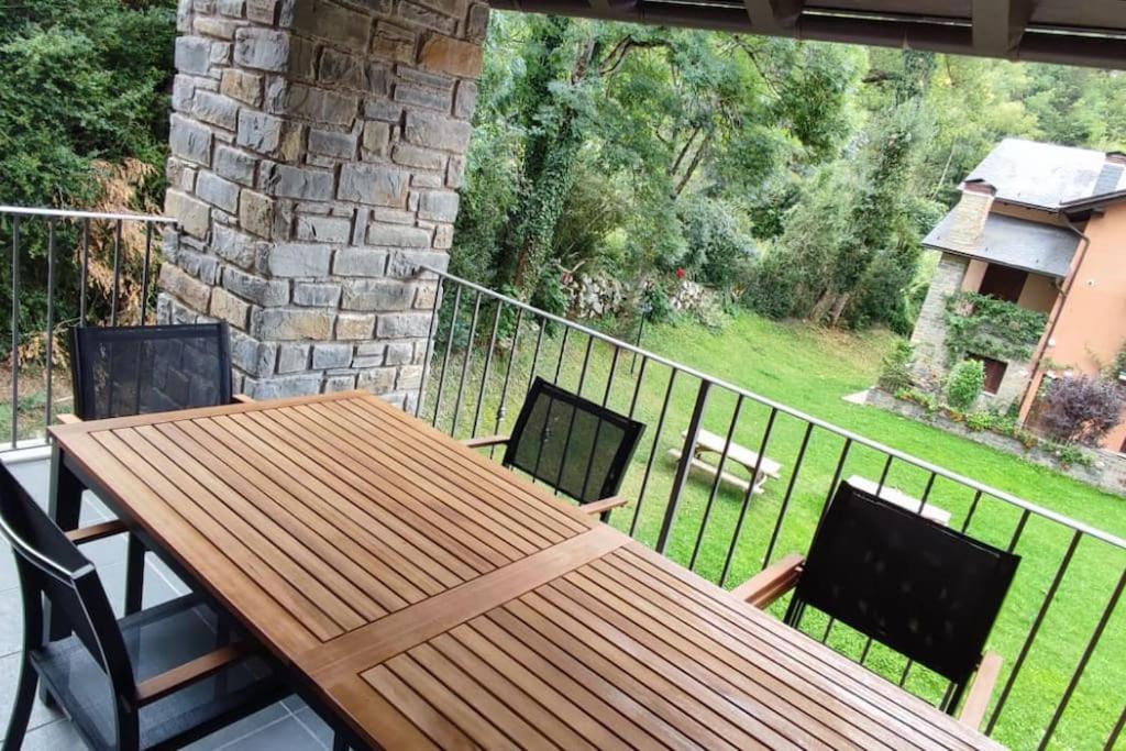Fantástico piso con terraza en valle de Benasque