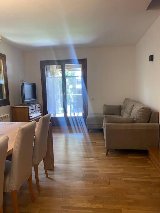 Fantástico piso con terraza en valle de Benasque