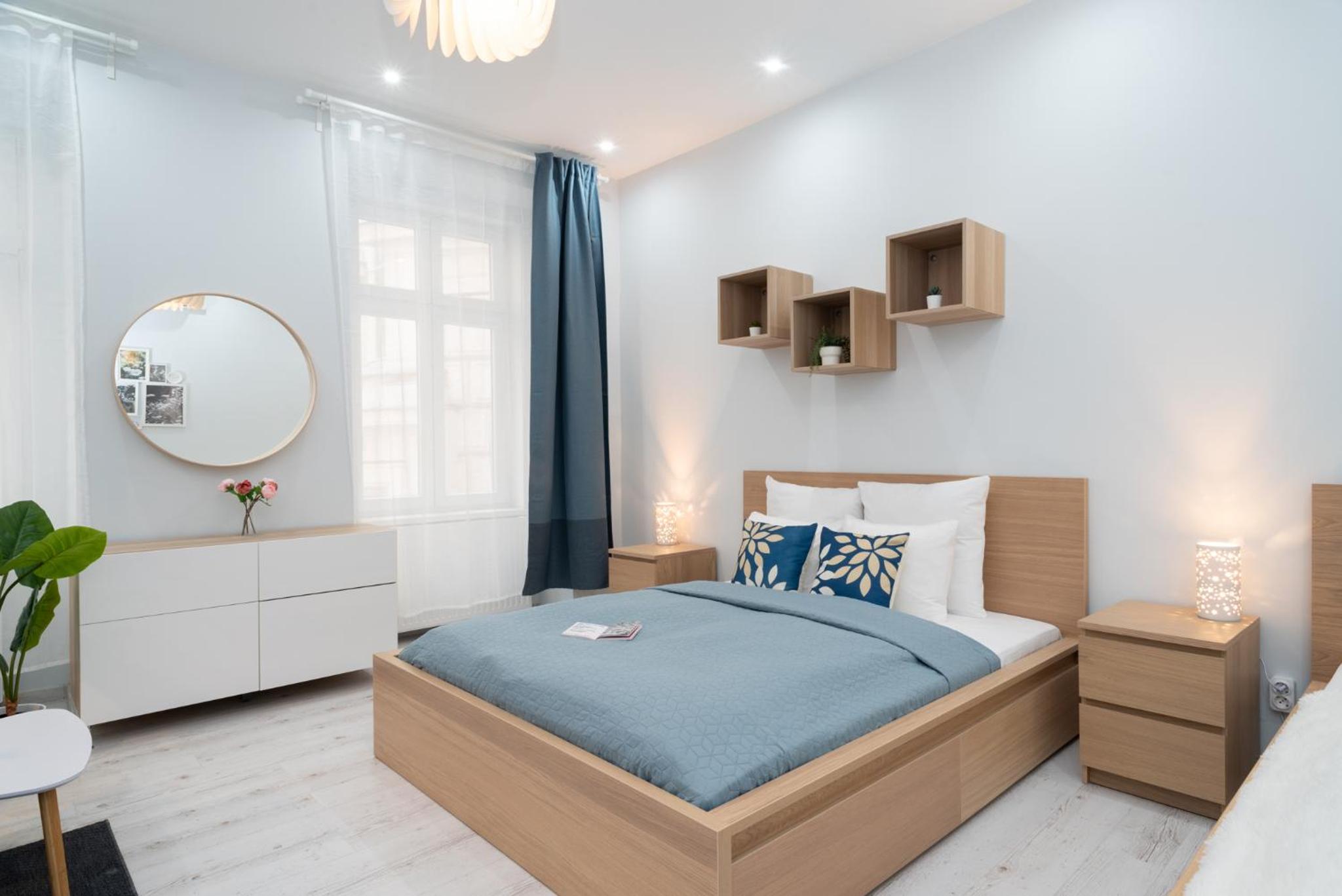 New spacious apartment at superb location view 4