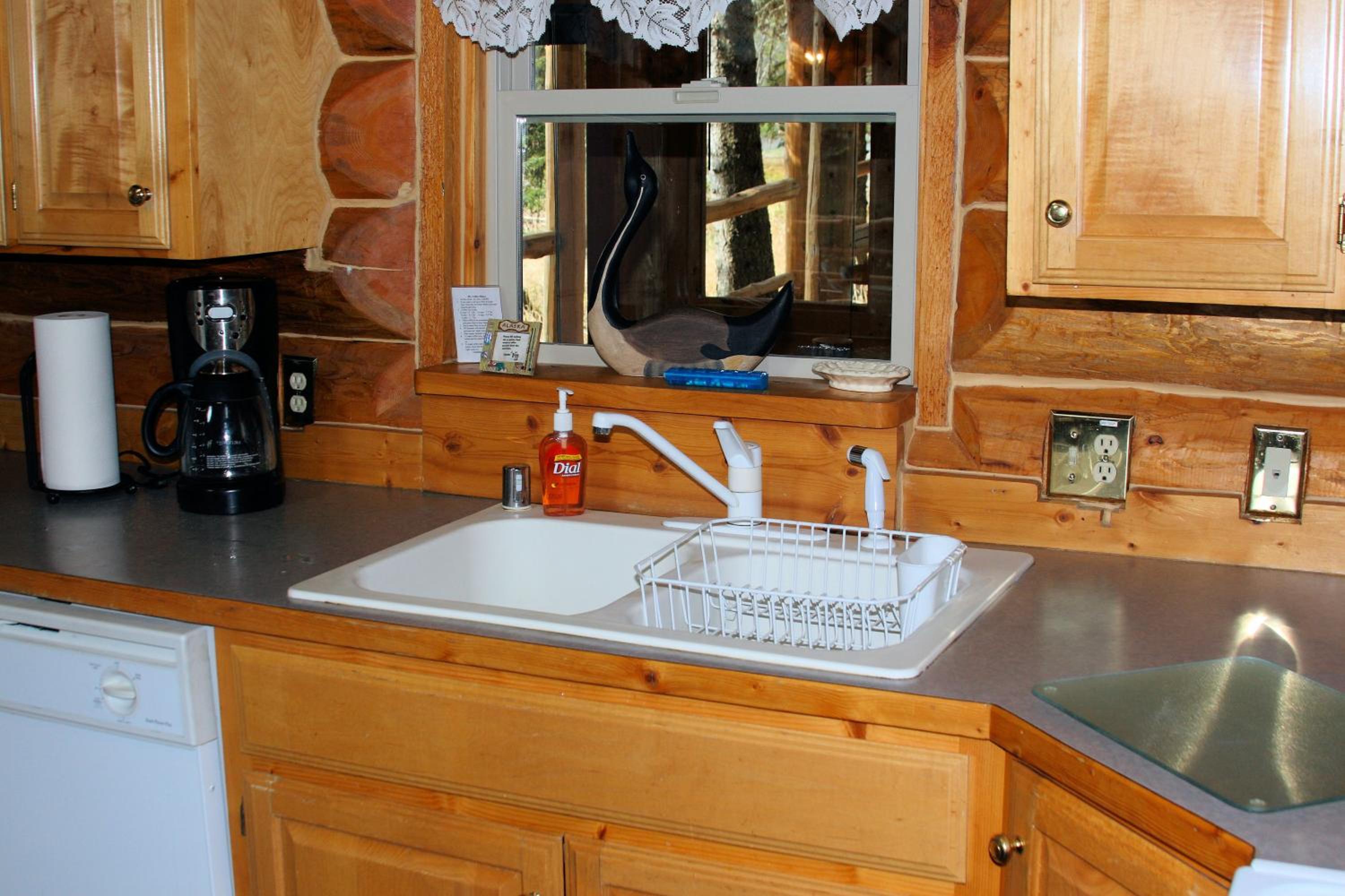 Wise Old Hunter Lodge - Property Image 5