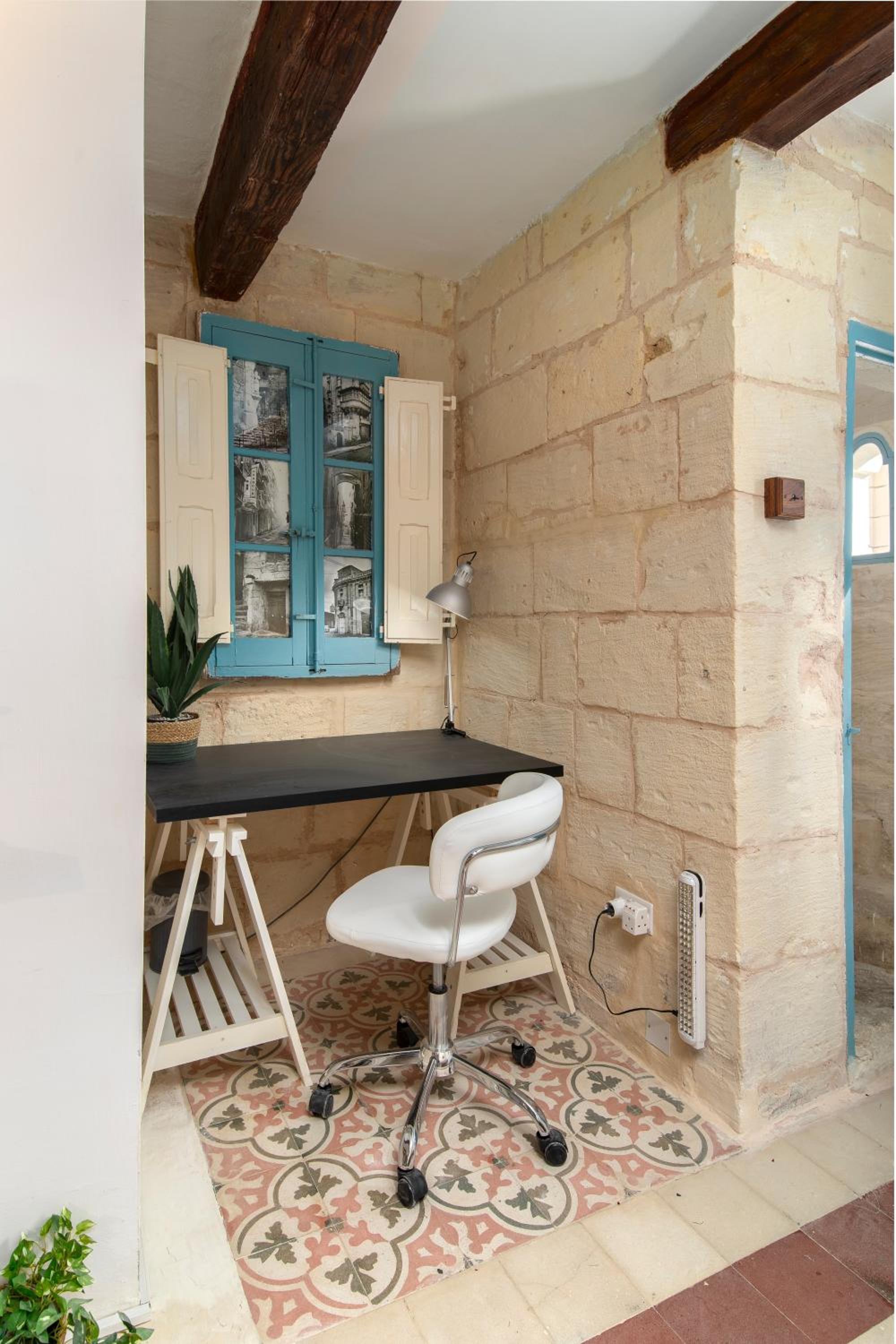 Traditional Maltese Townhouse - Close to Sea view 5