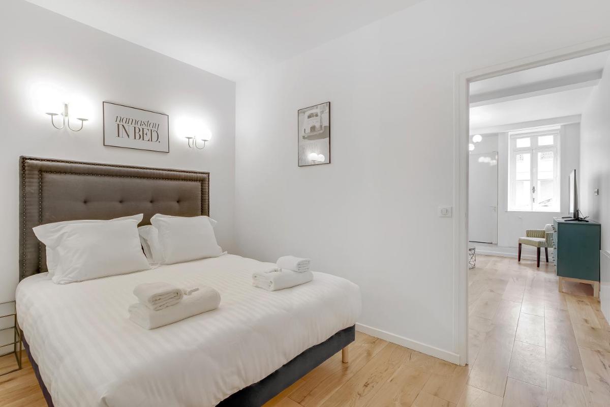 Pick A Flat's Apartment in Saint Germain - Rue Vaneau