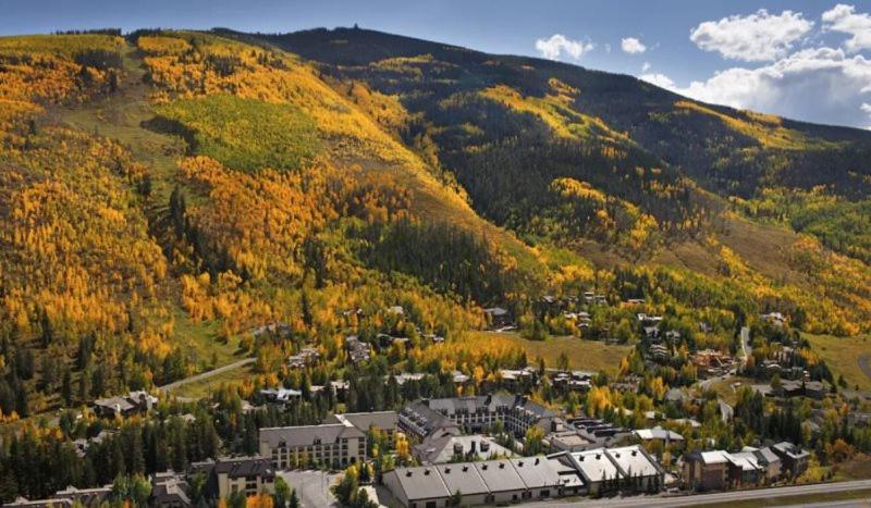 Cascade Village 2 Bedroom Condo, Mere Steps To Chair Lift With Pool And Hot Tubs view 3