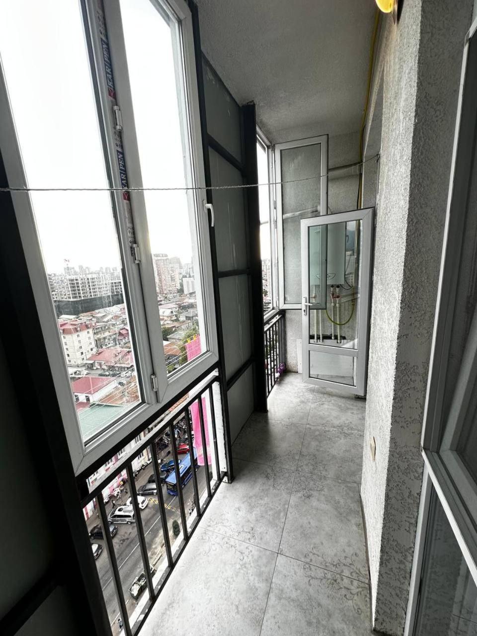 APARTMENTS 25