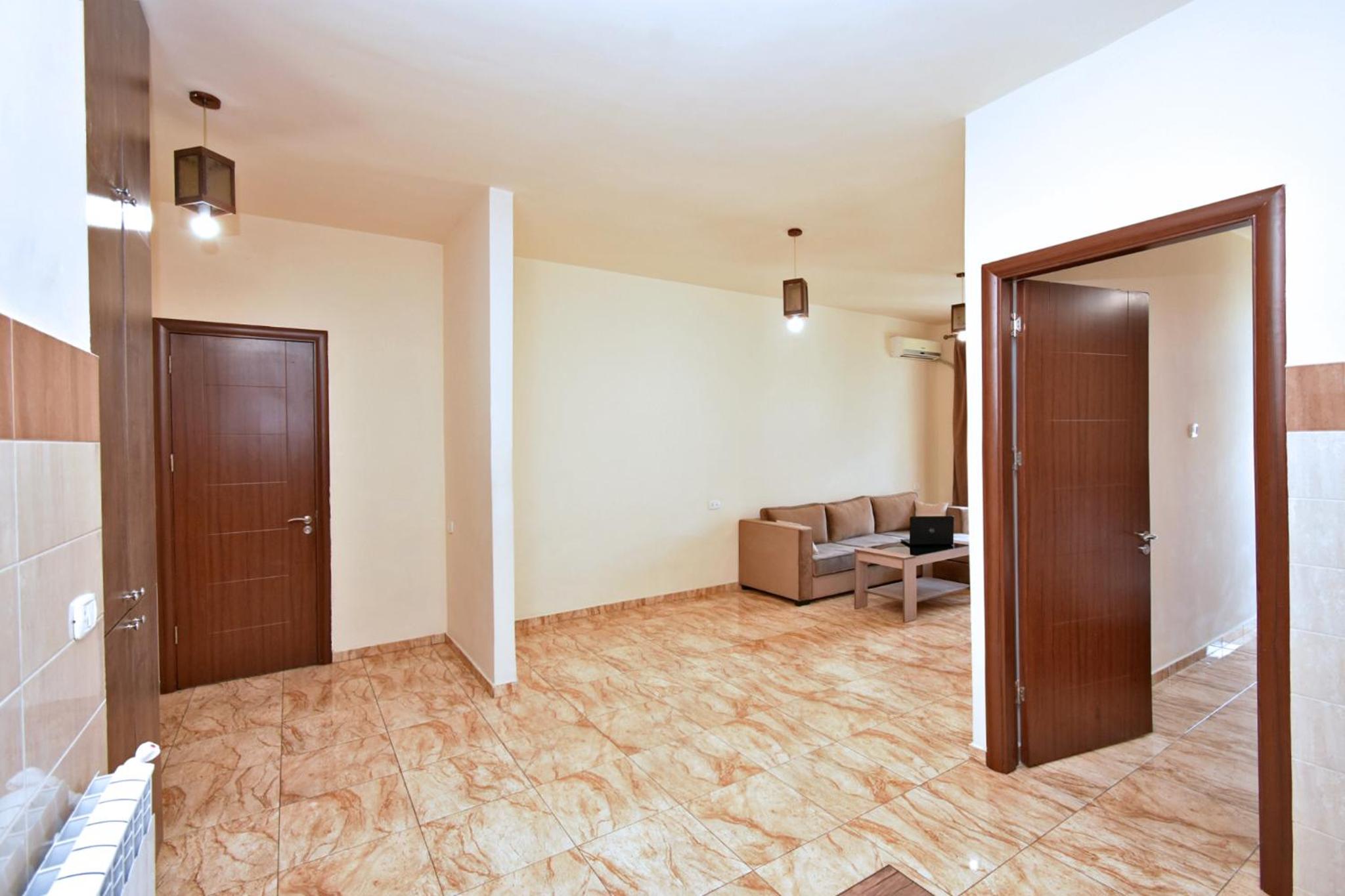 Nice and cozy apartment near Republic square