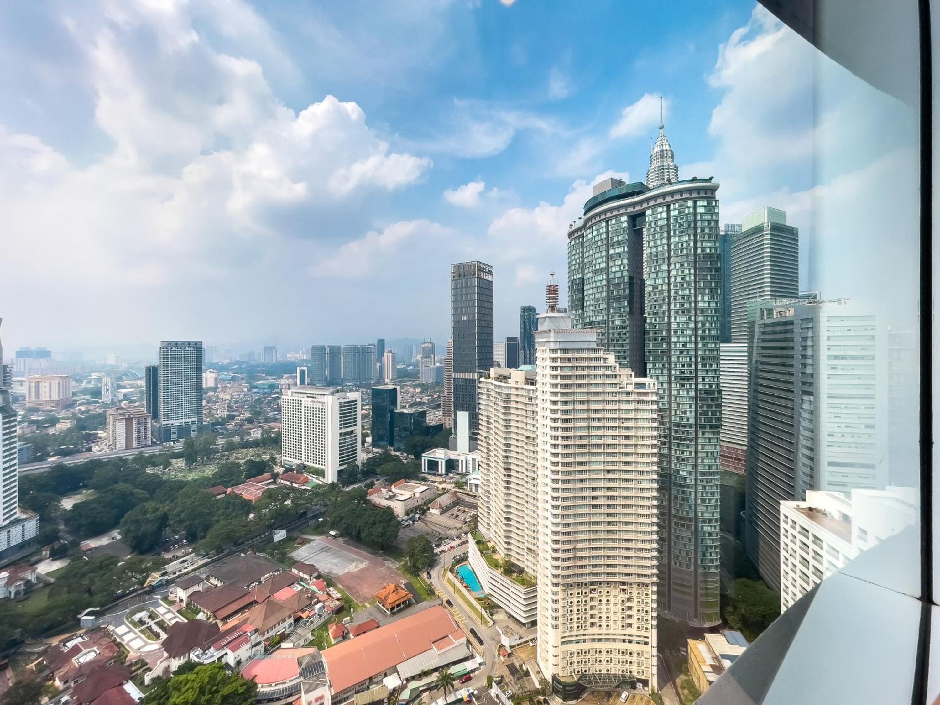 Vortex Suites KLCC by BlackNest