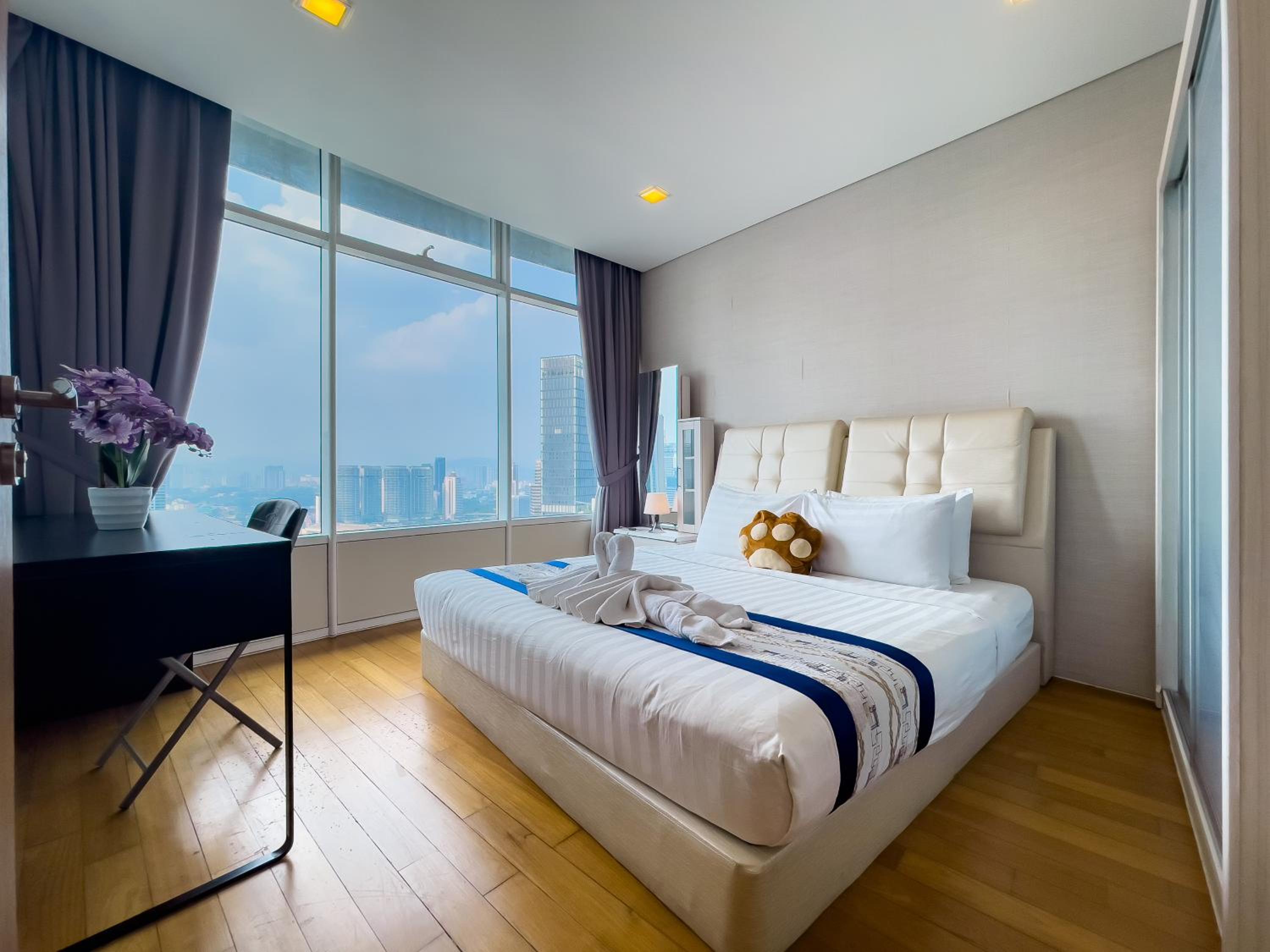 Vortex Suites KLCC by BlackNest