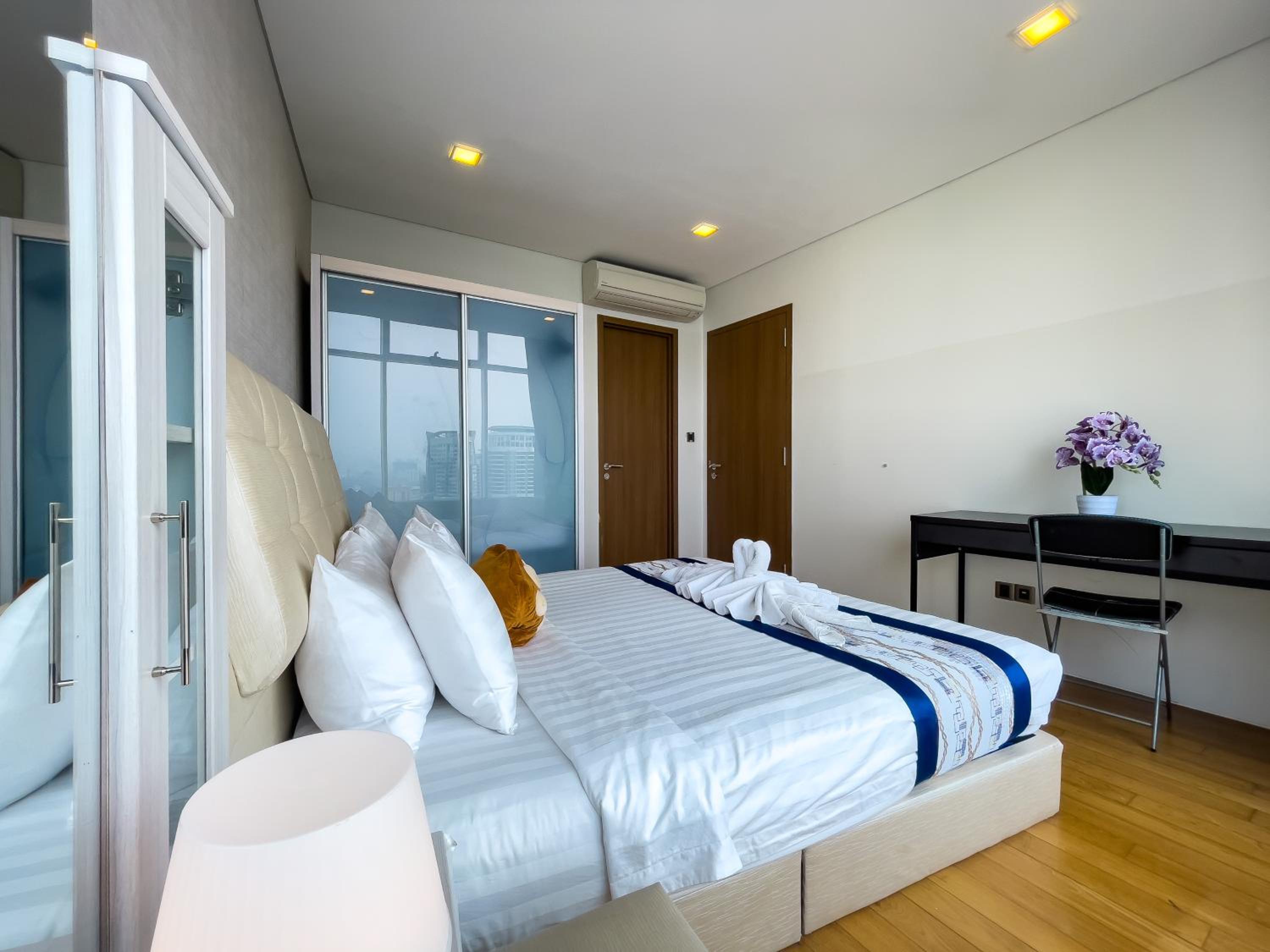 Vortex Suites KLCC by BlackNest