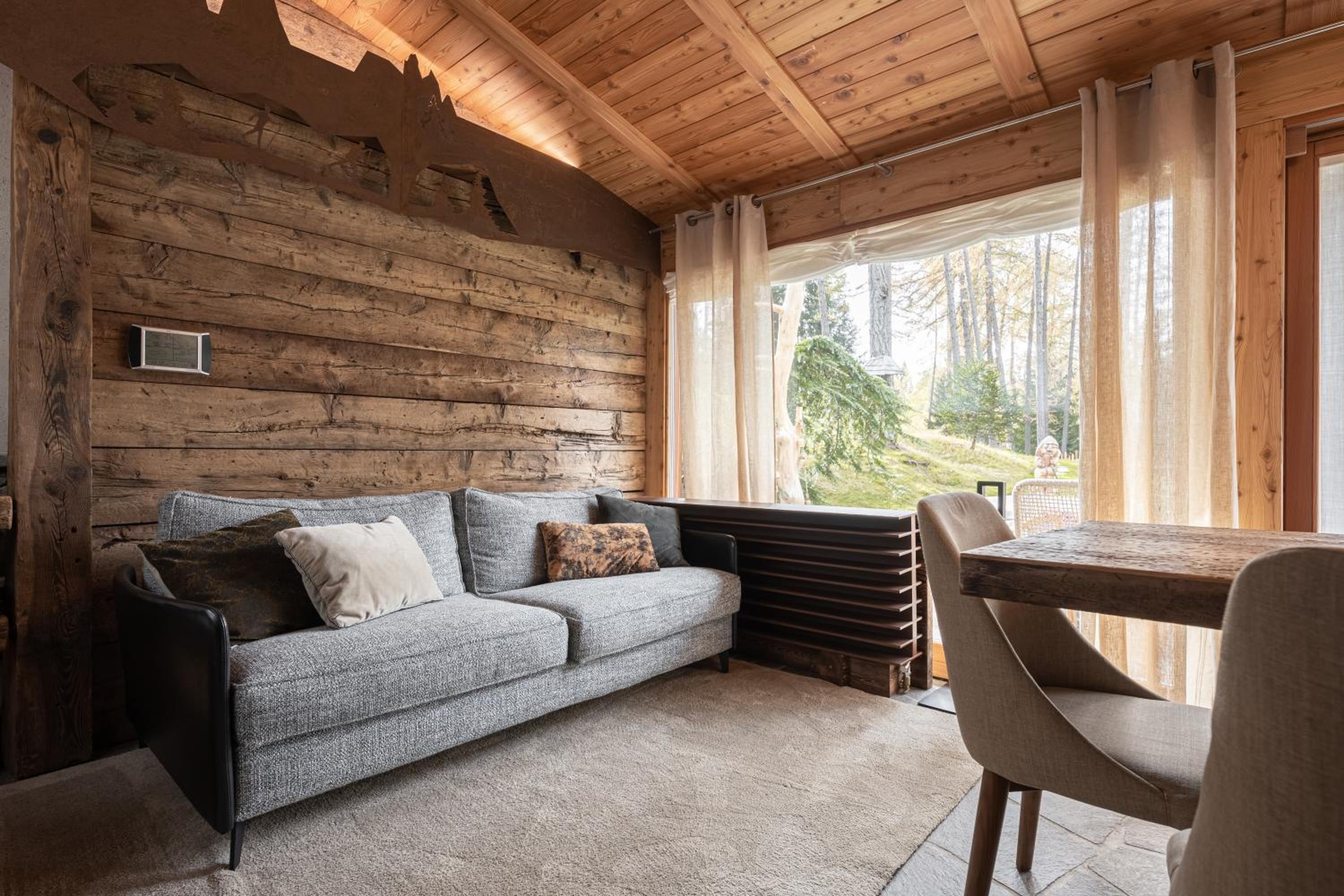 Cain Comfort Chalet view 4