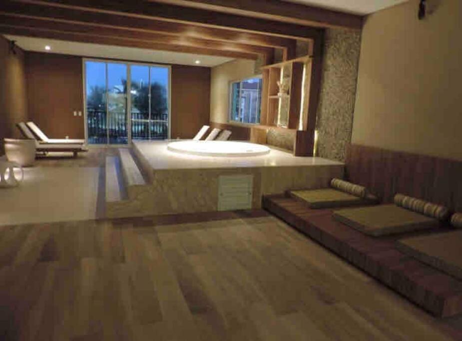 Ap 3 suítes Nascente Golfville Resort próx Beach Park