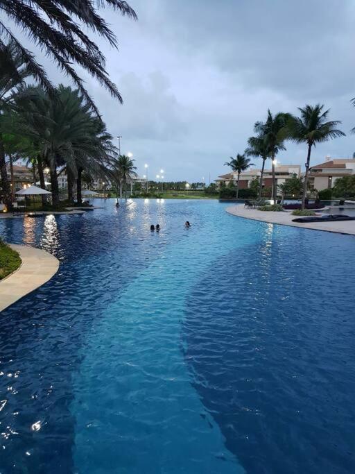 Ap 3 suítes Nascente Golfville Resort próx Beach Park