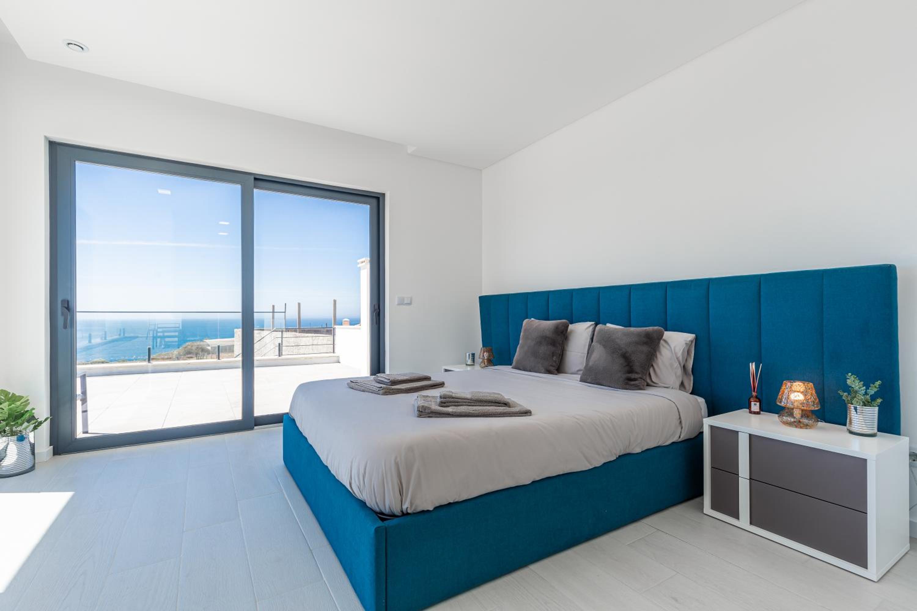 Villa Locki with jacuzzi and private pool view 2