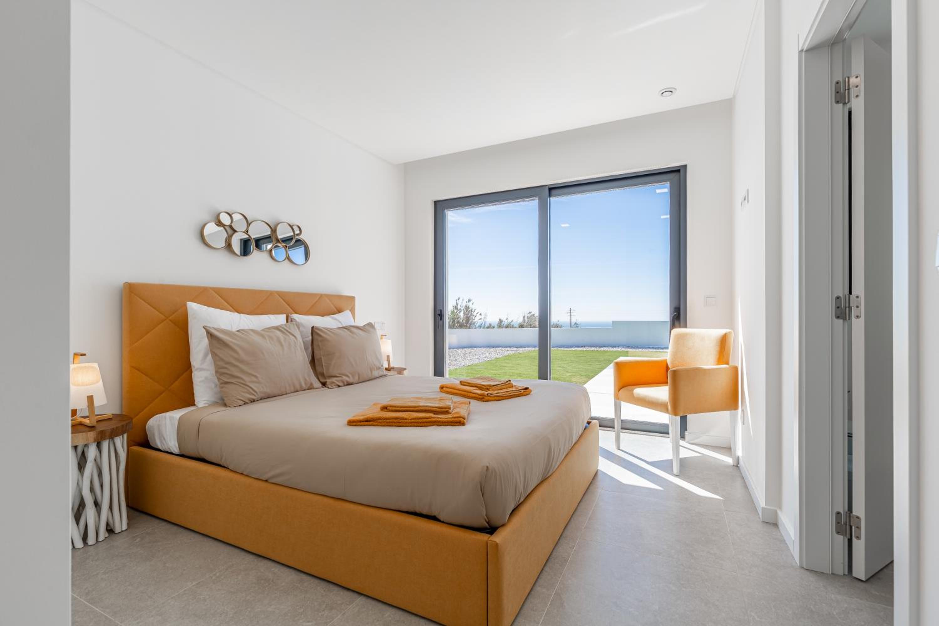 Villa Locki with jacuzzi and private pool view 4