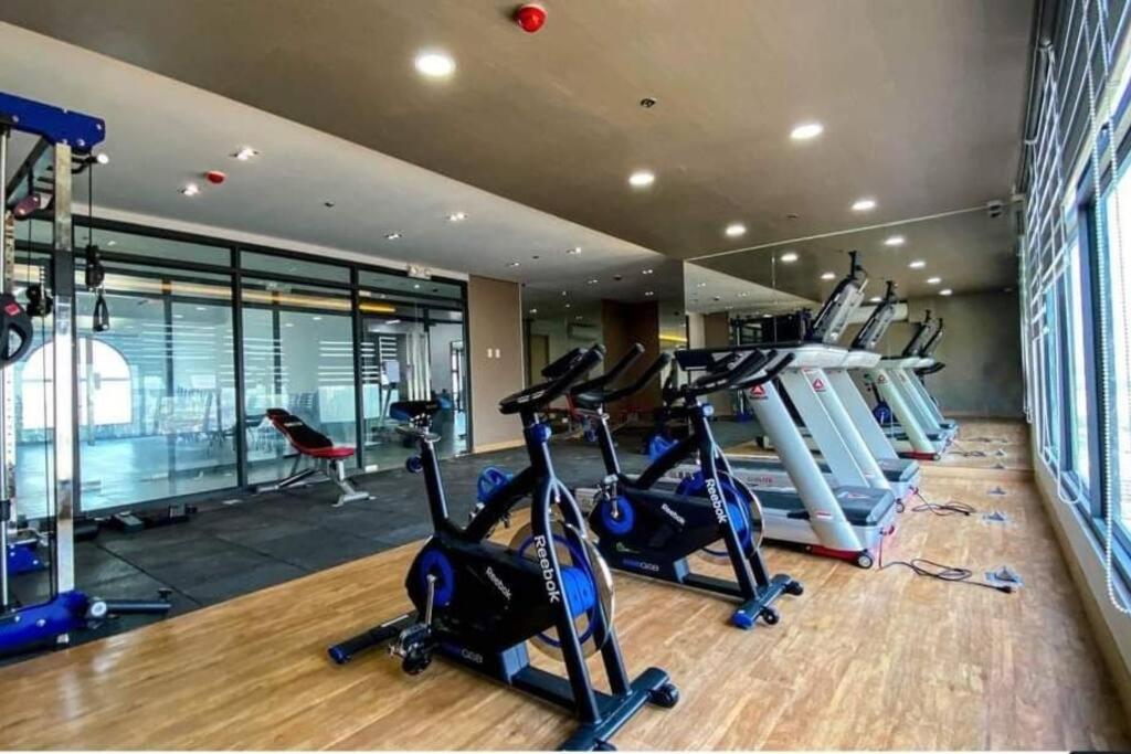 Harbour Park Luxury 1 Bedroom with balcony view view 5