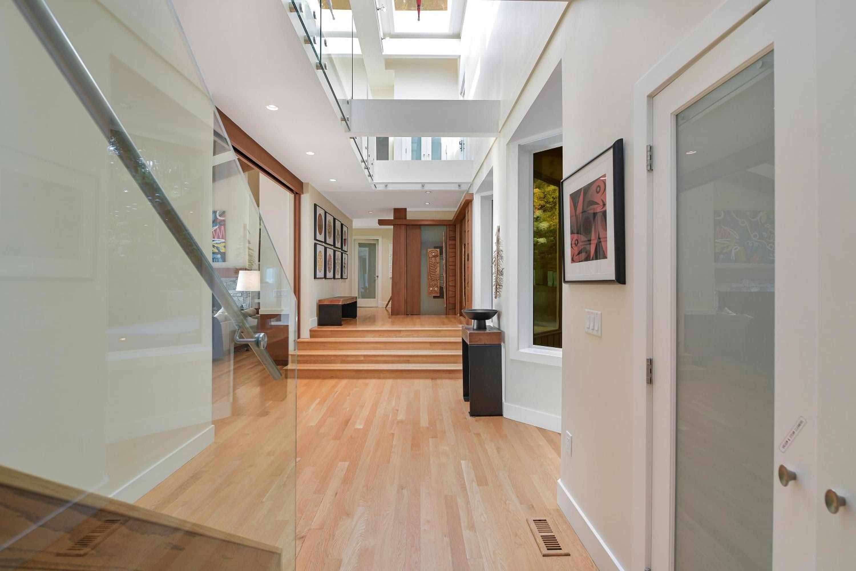Island Luxury Oceanside Estate by EMR Vacation Rentals