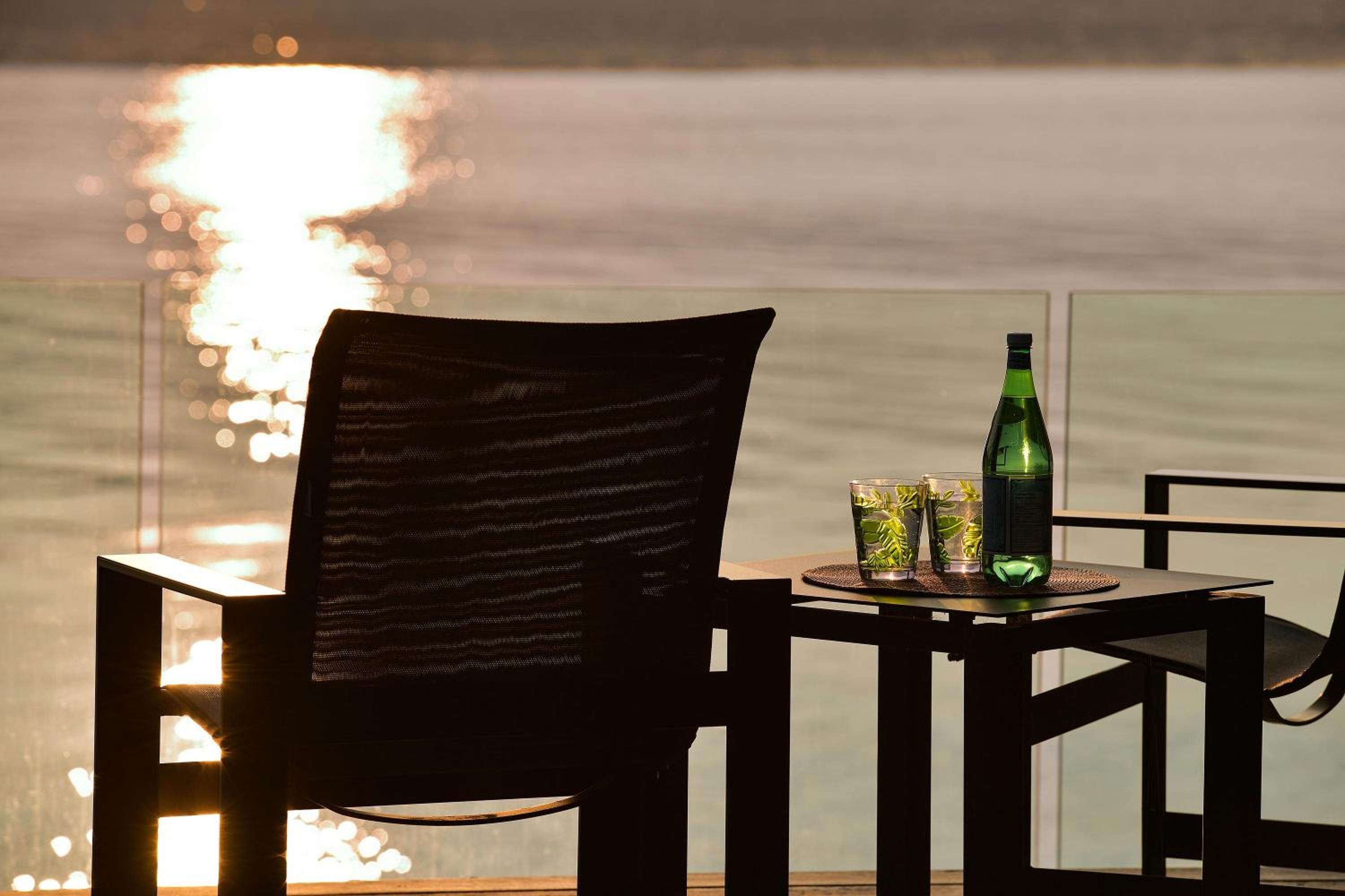 Island Luxury Oceanside Estate by EMR Vacation Rentals