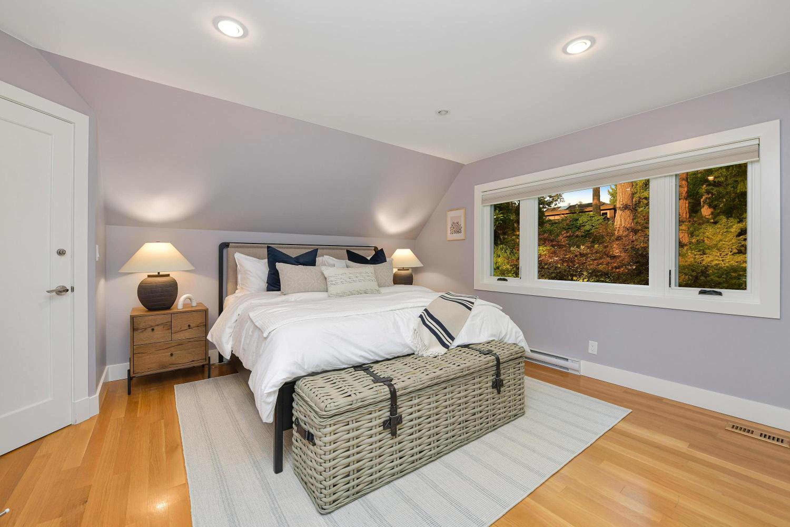 Island Luxury Oceanside Estate by EMR Vacation Rentals