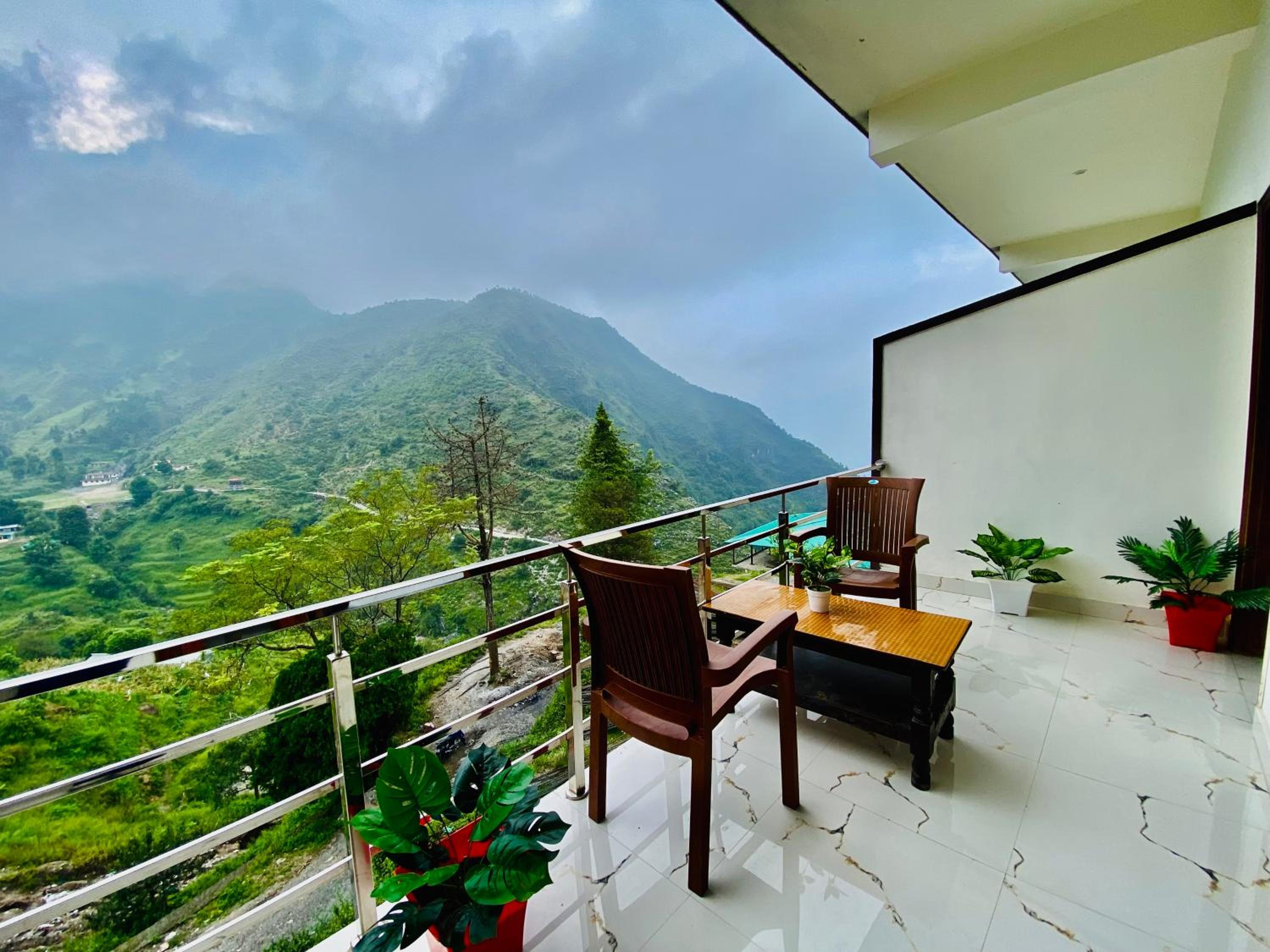 balance & terrace