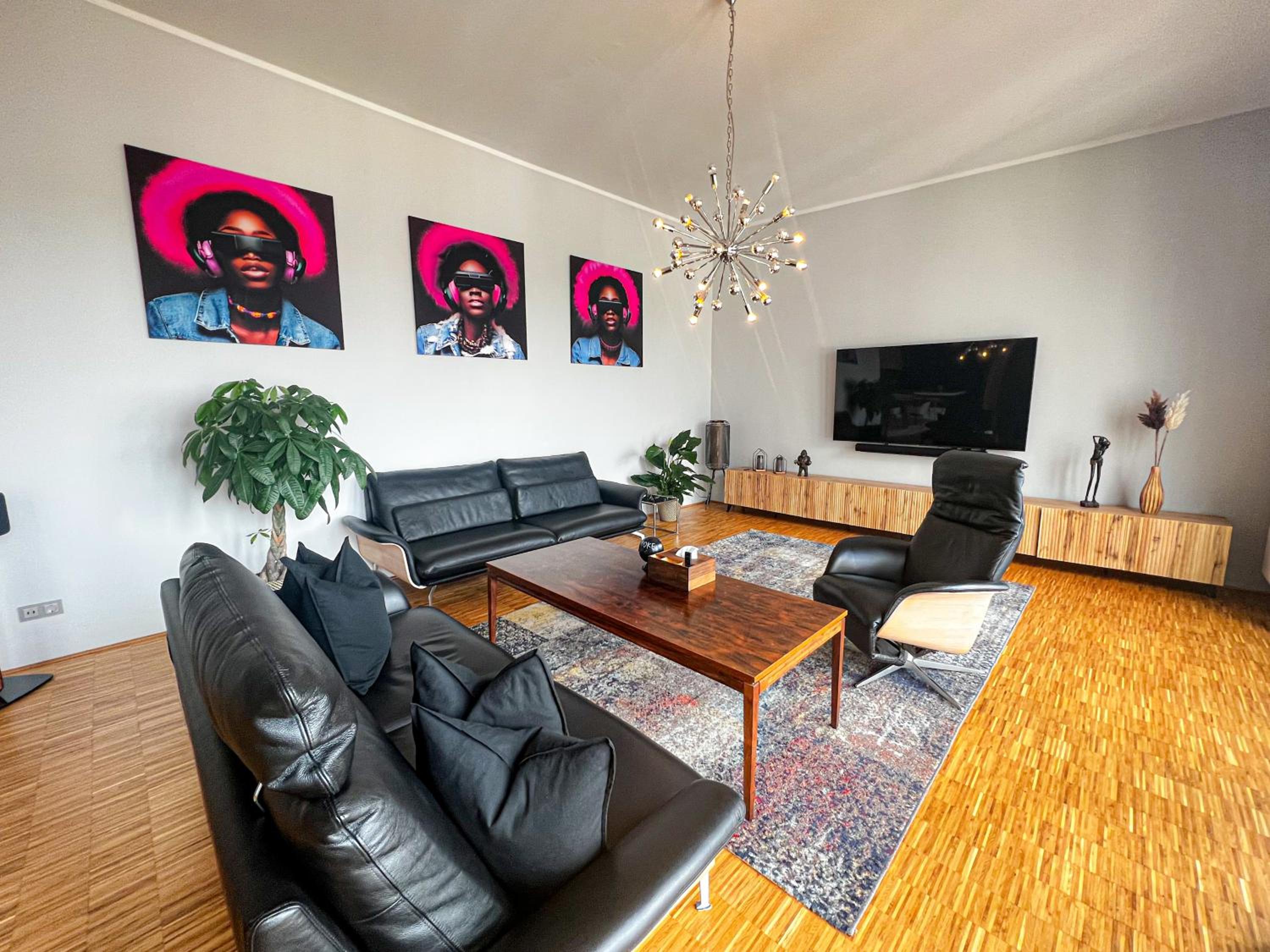 Luxurious, huge designer Loft, central Kreuzberg