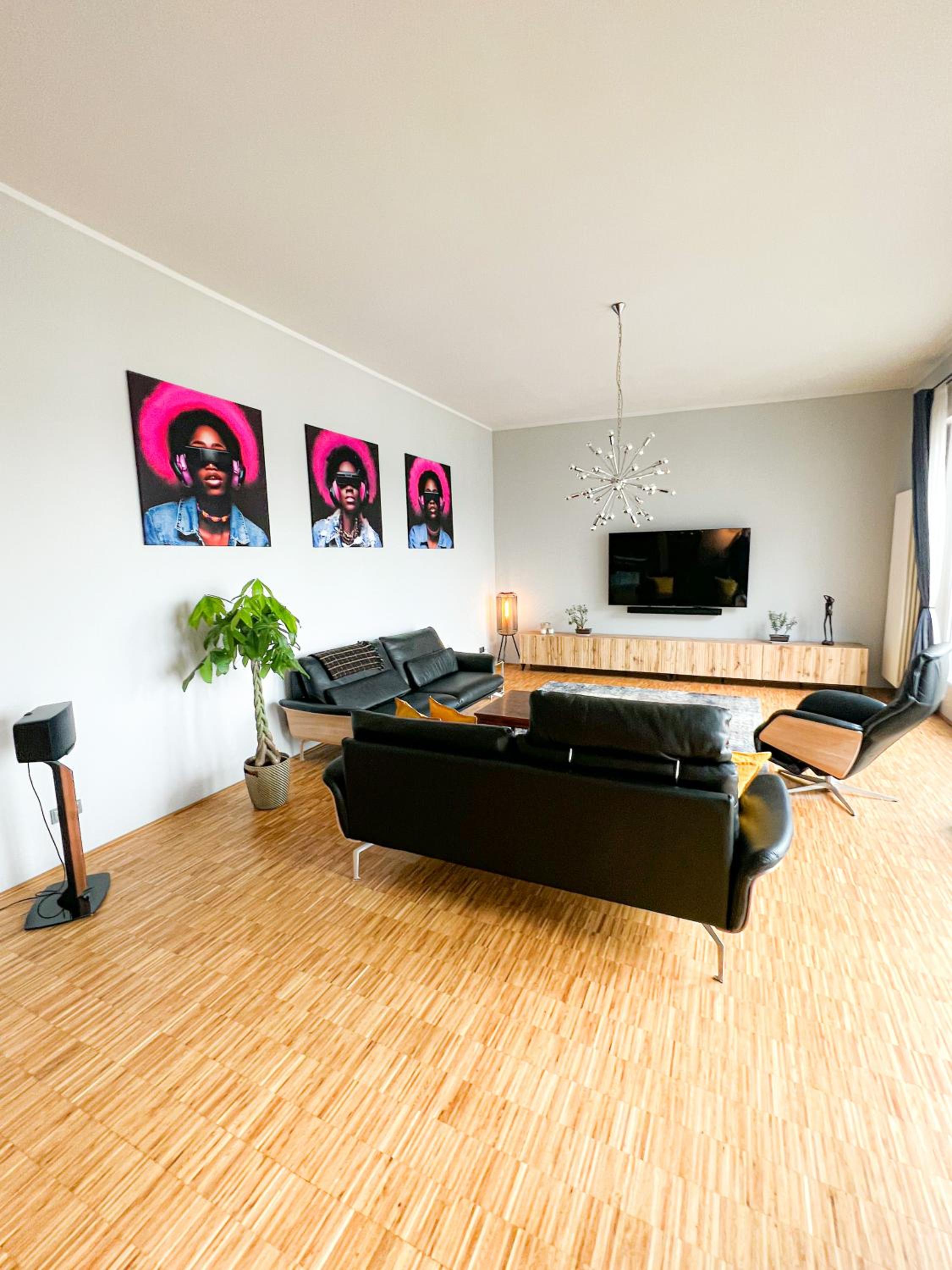 Luxurious, huge designer Loft, central Kreuzberg