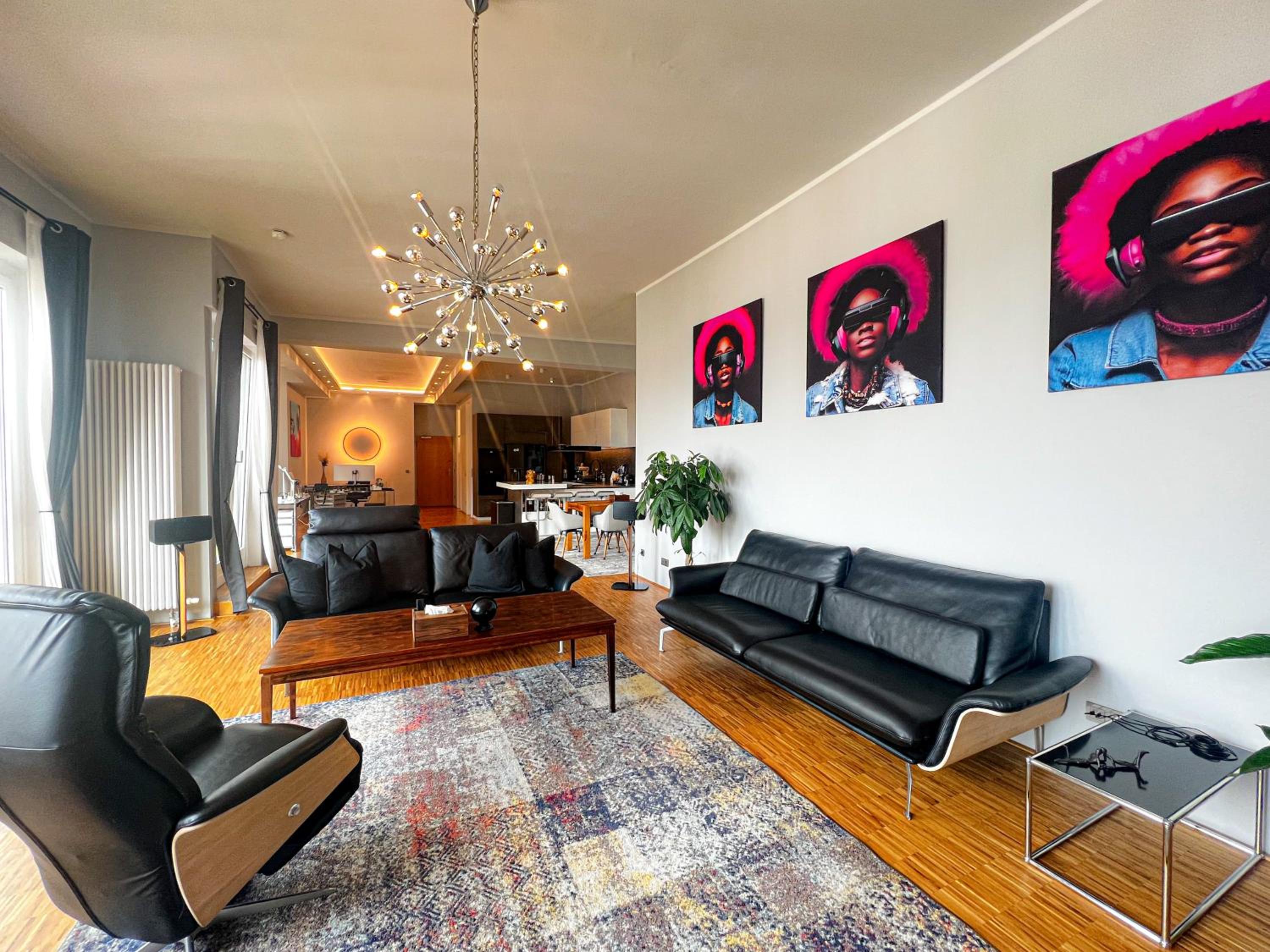 Luxurious, huge designer Loft, central Kreuzberg