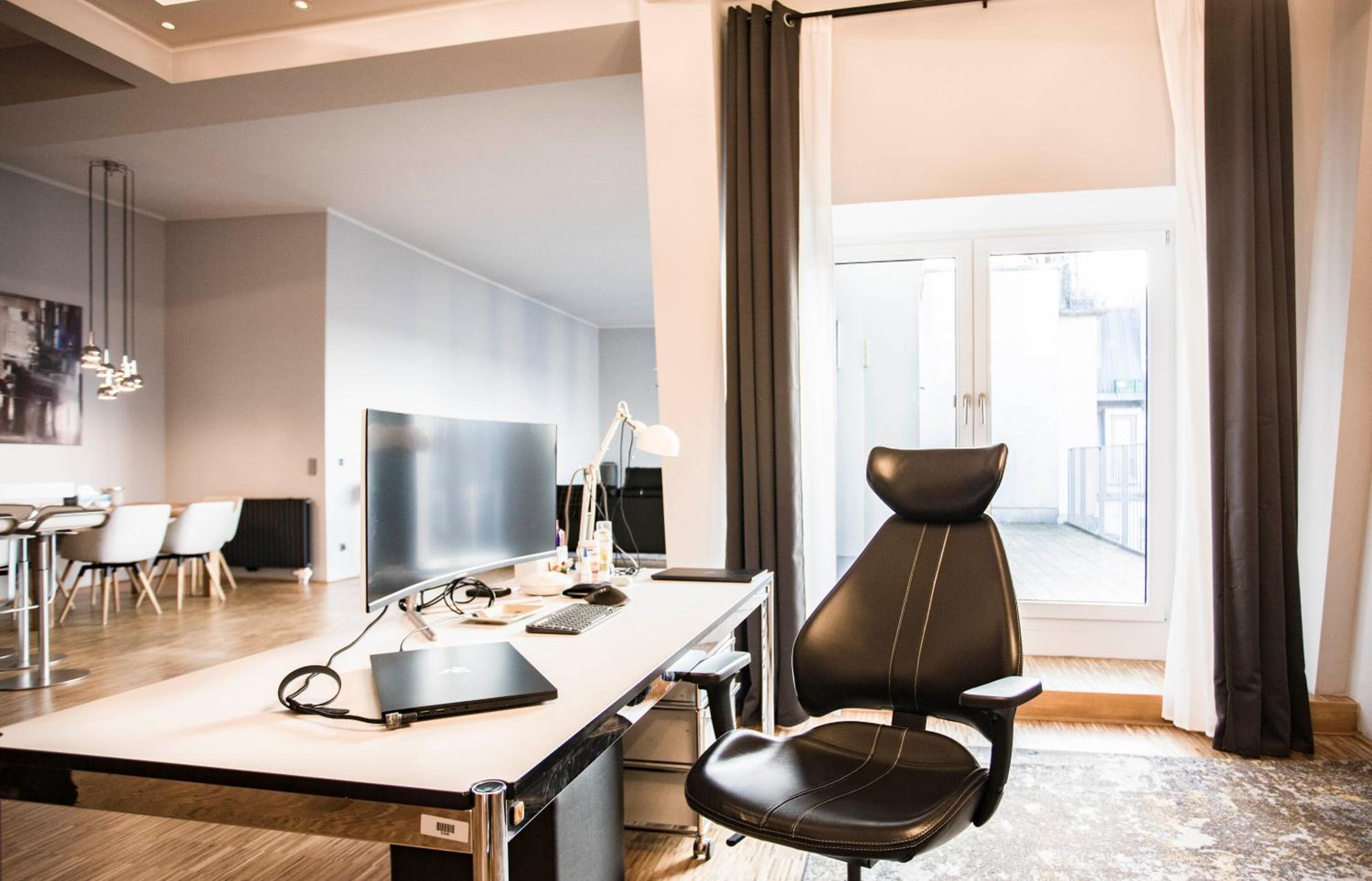 Luxurious, huge designer Loft, central Kreuzberg