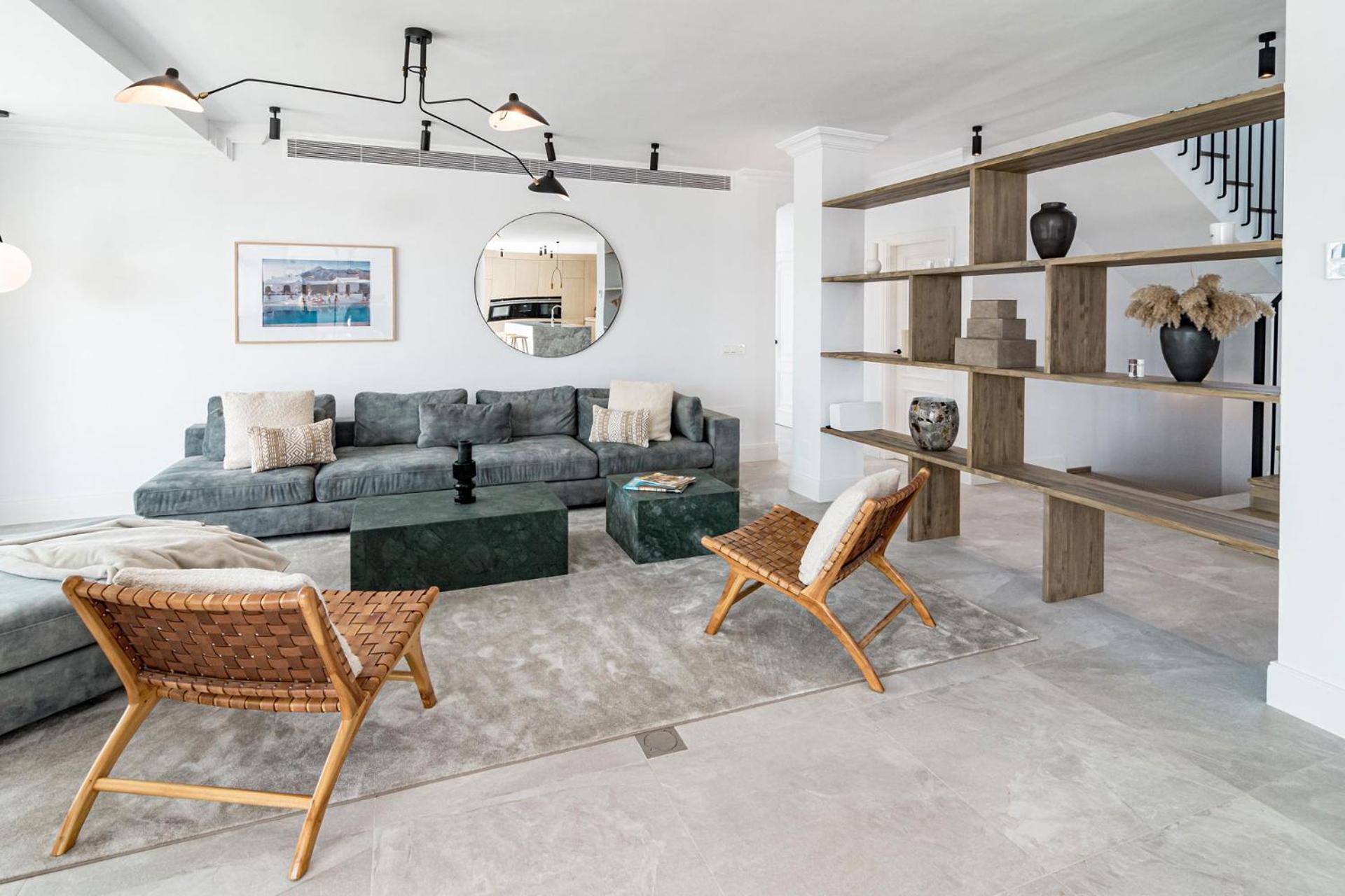 New Villa Nueva Andalucia 5 bedrooms private pool Golf Las Brisas view 2