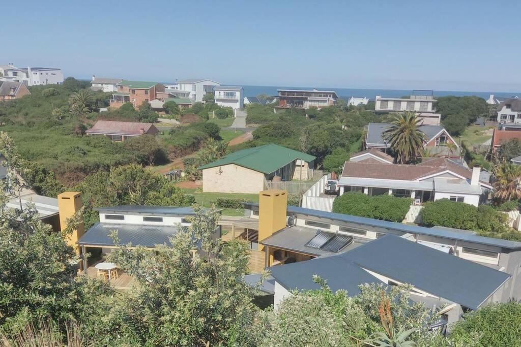 Brand new cottage, walk to beach - inverter, wi-fi, DSTV view 3