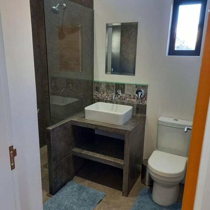 Photo 6