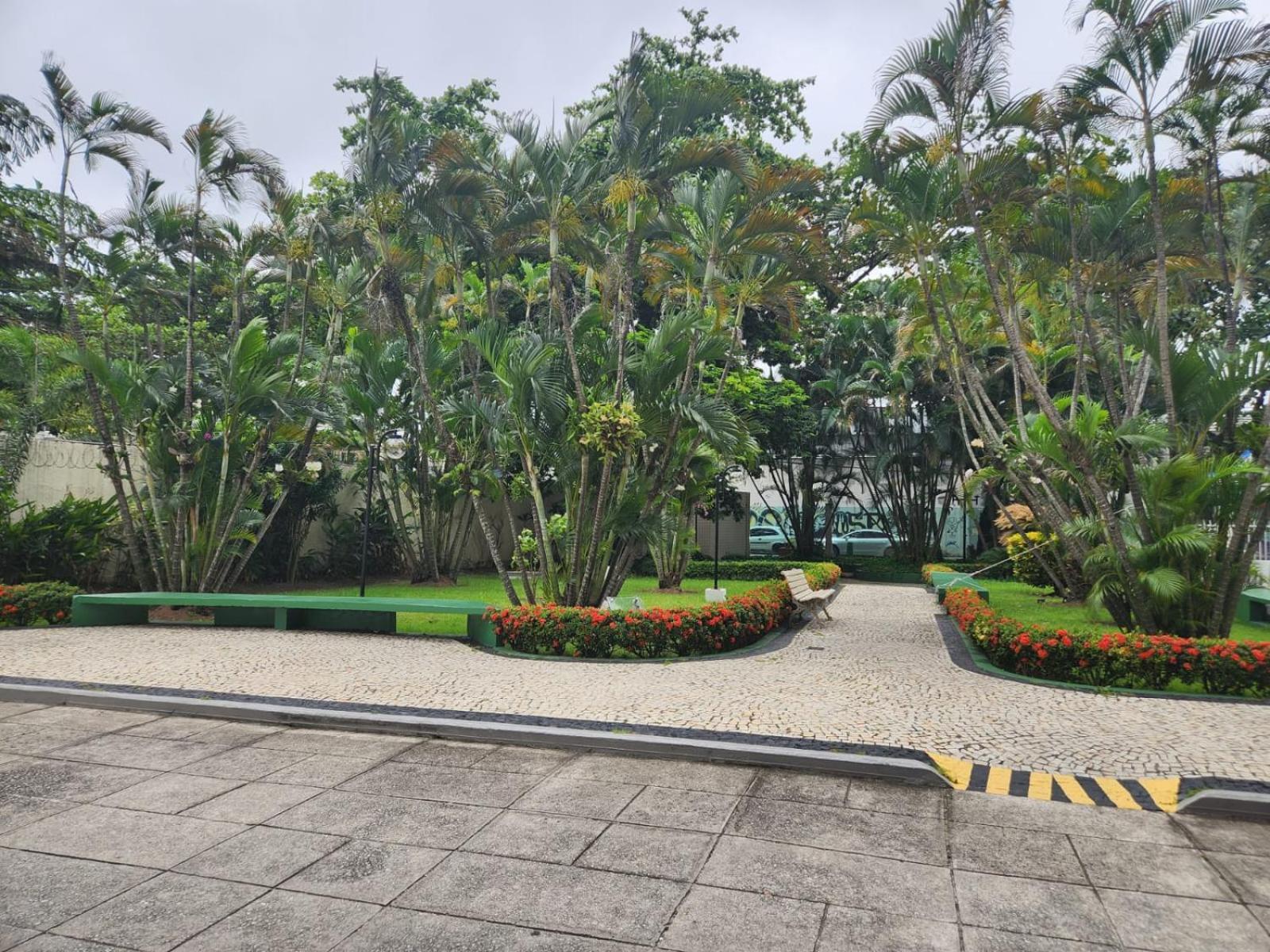 Apto perto praia, metrô e shoppings Barra da Tijuca