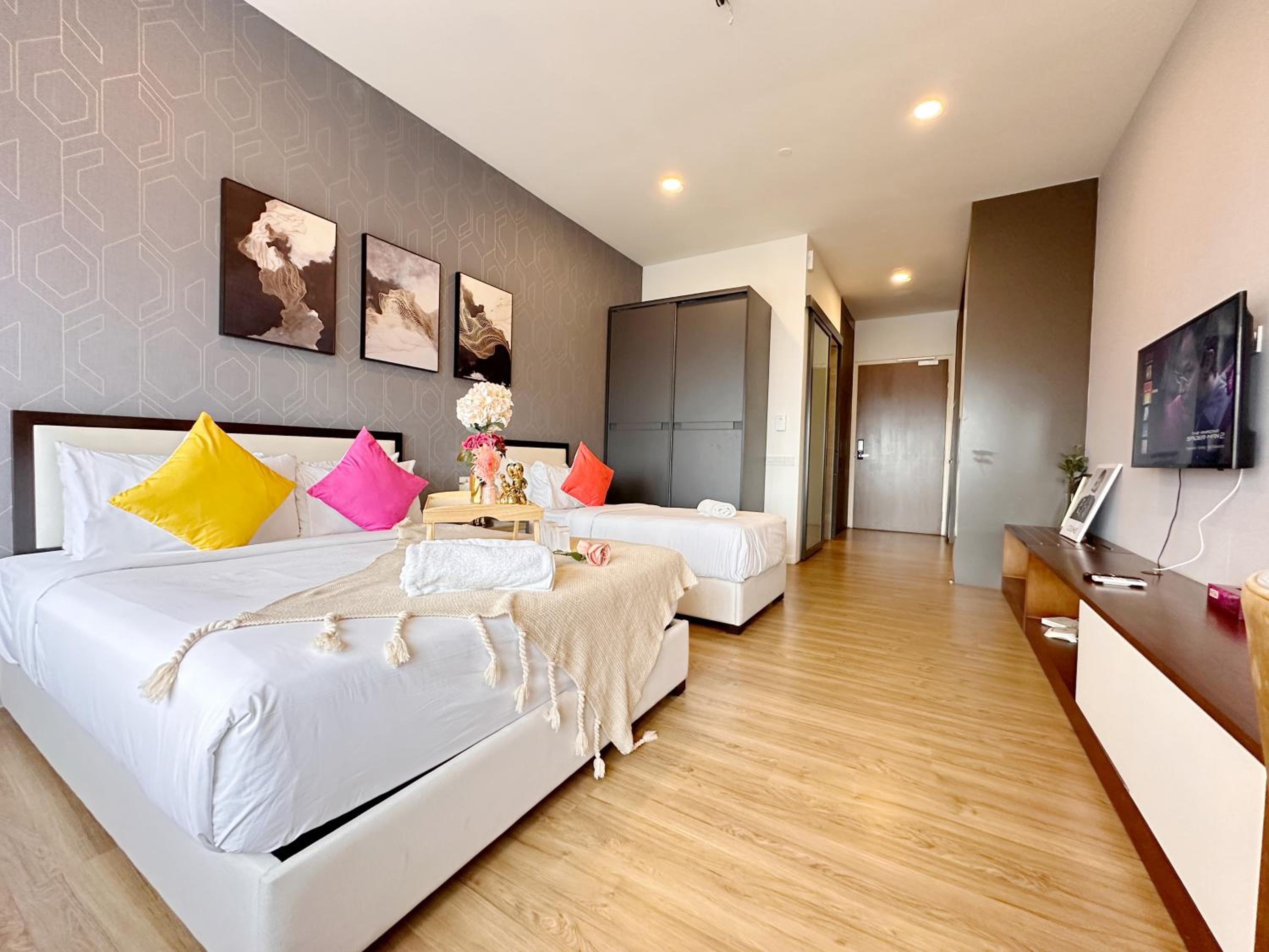 Ceylonz Suites Infinity Pool By Bukit Bintang