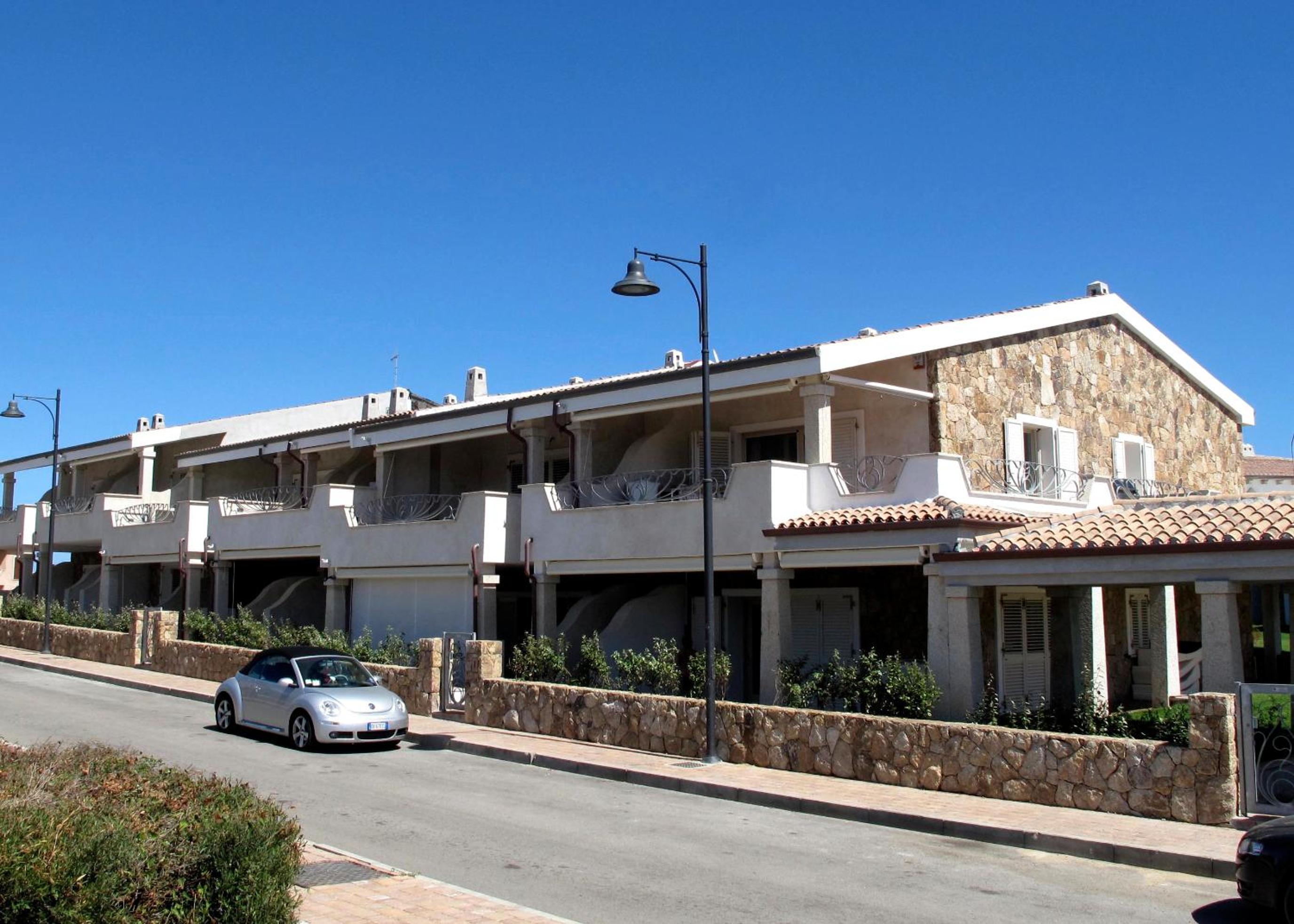 Hotel Like At Home N 12 Poolside Garden Apartment