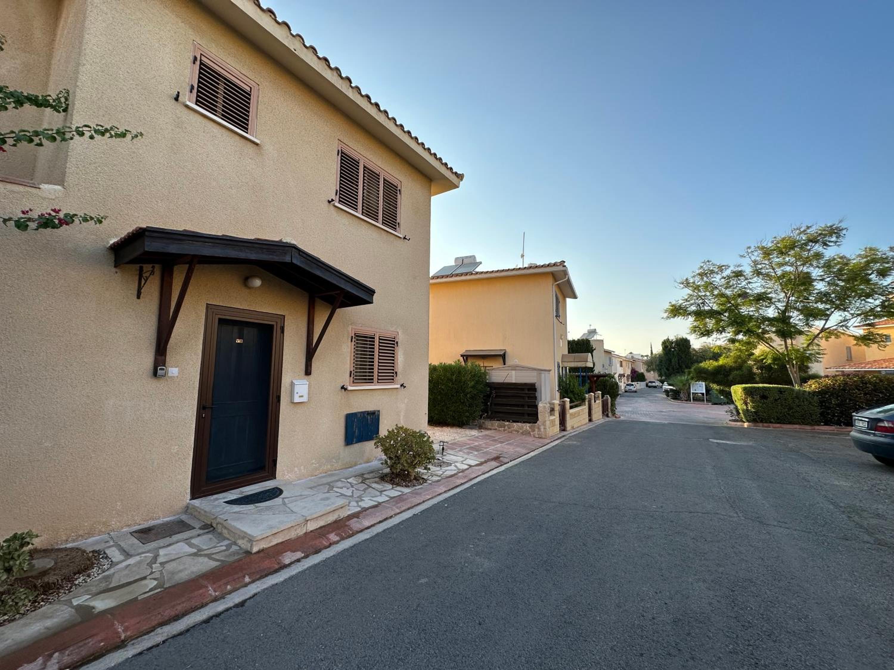 New cozy Villa near the beaches in the Magnificent Gardens of Regina with swimming pools!