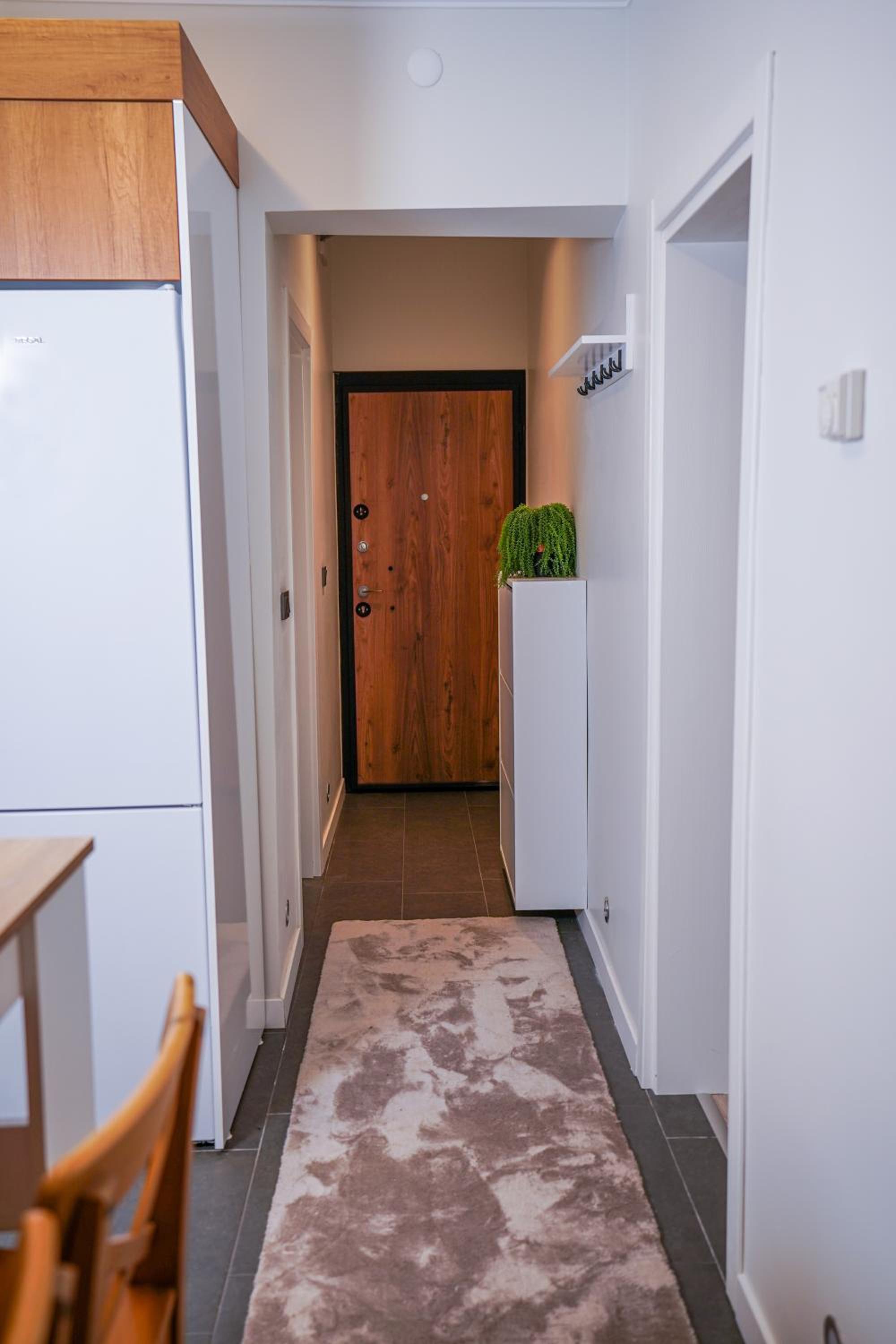 Merkuri Apart - Image 28