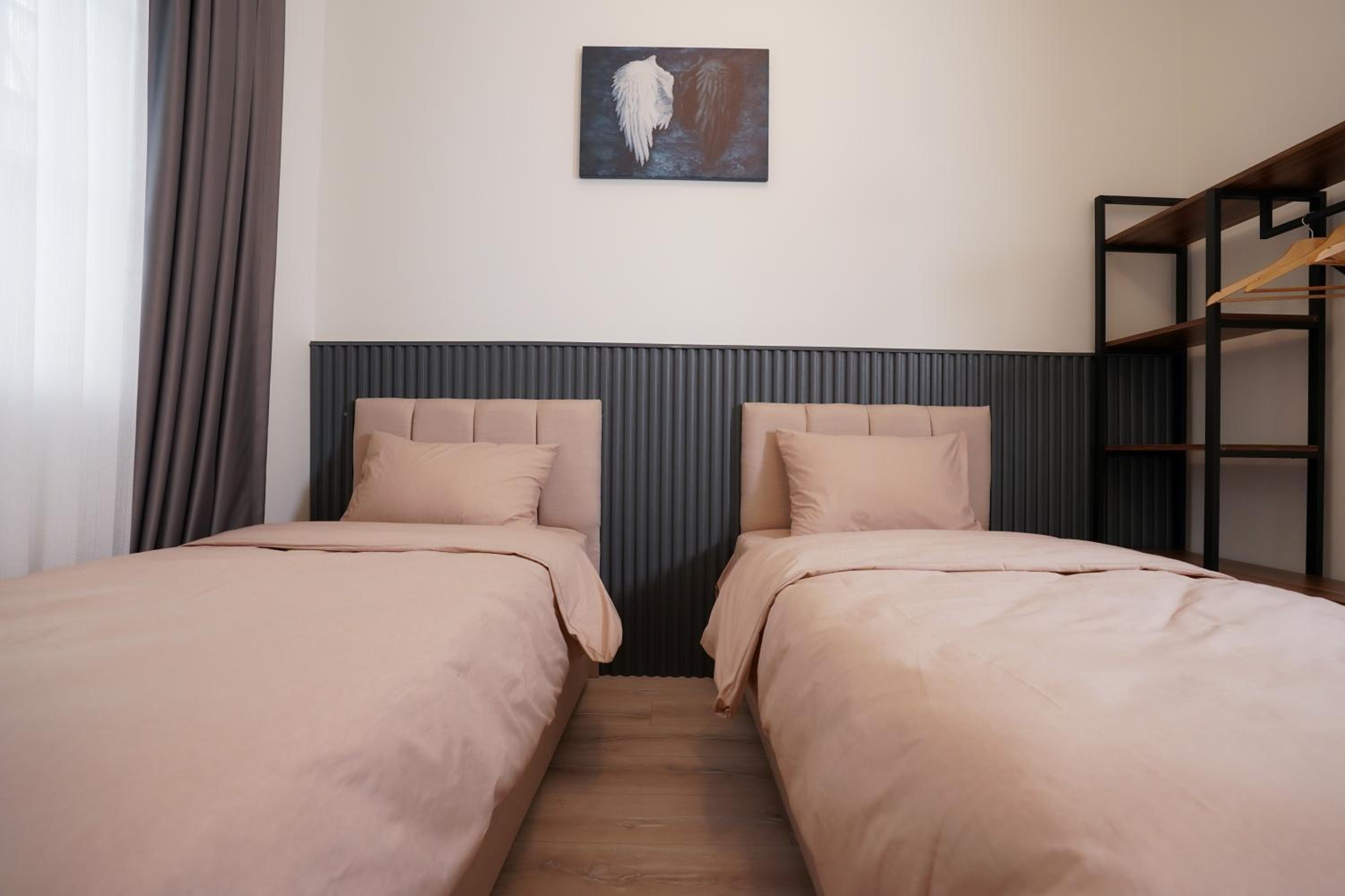 Merkuri Apart - Image 51