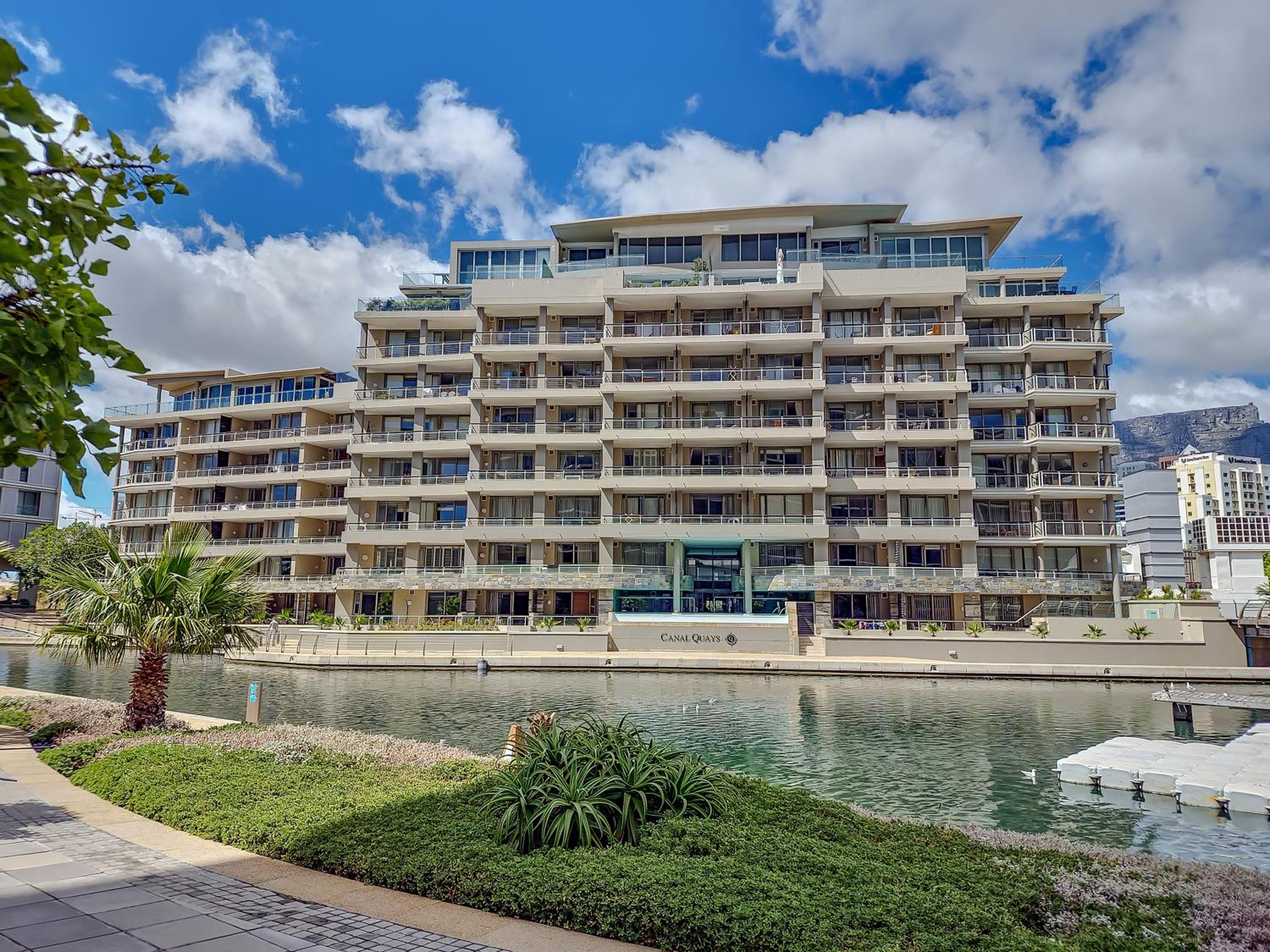 Soak up canal views, Walk to V&A Waterfront and CTICC view 2