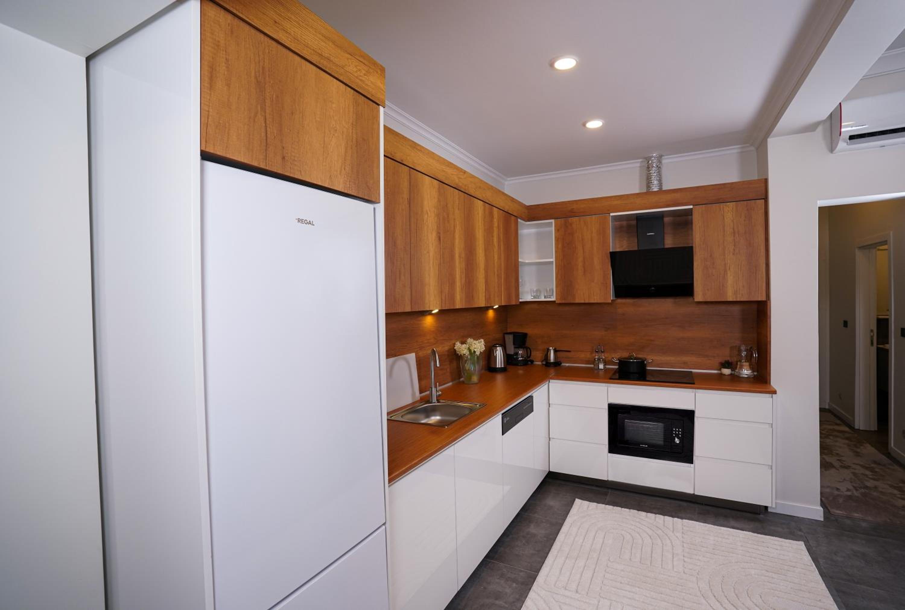 Merkuri Apart - Image 19